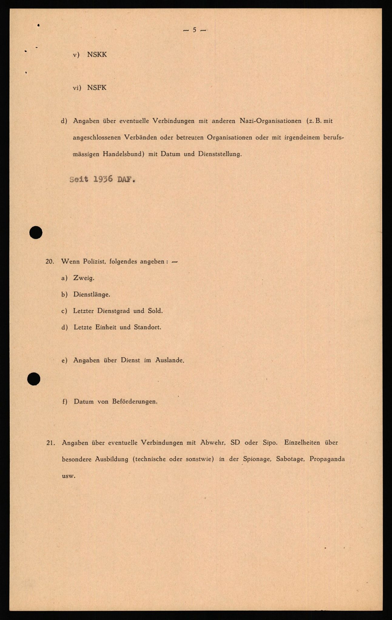 Forsvaret, Forsvarets overkommando II, AV/RA-RAFA-3915/D/Db/L0035: CI Questionaires. Tyske okkupasjonsstyrker i Norge. Tyskere., 1945-1946, p. 347