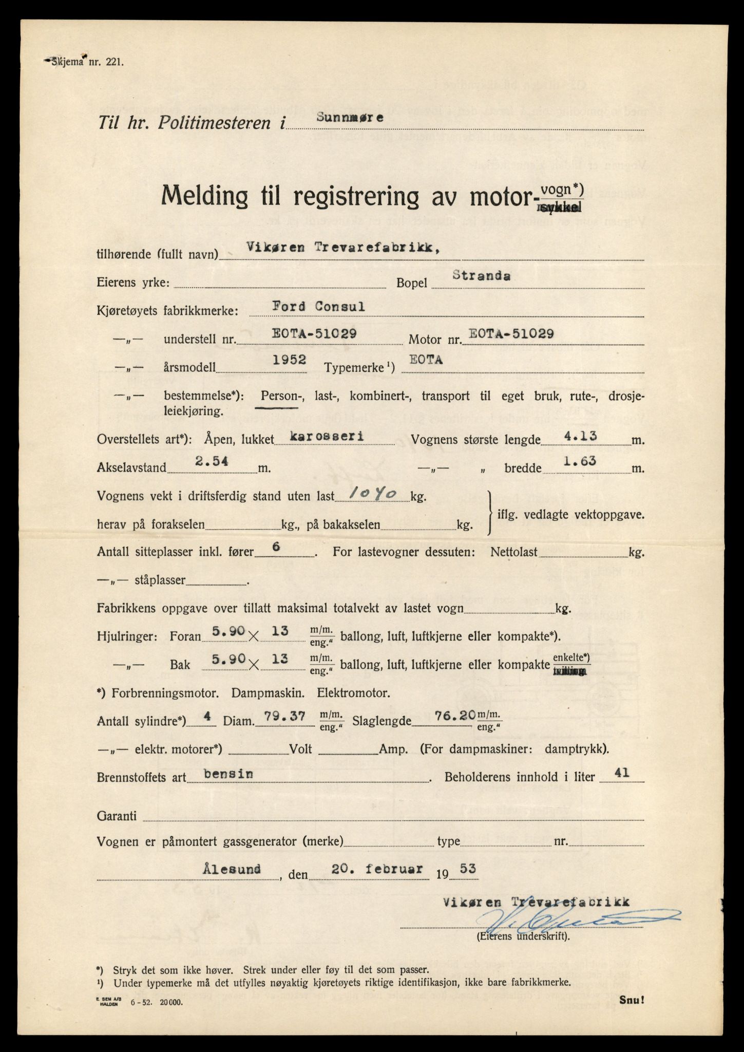 Møre og Romsdal vegkontor - Ålesund trafikkstasjon, AV/SAT-A-4099/F/Fe/L0042: Registreringskort for kjøretøy T 13906 - T 14079, 1927-1998, p. 3081