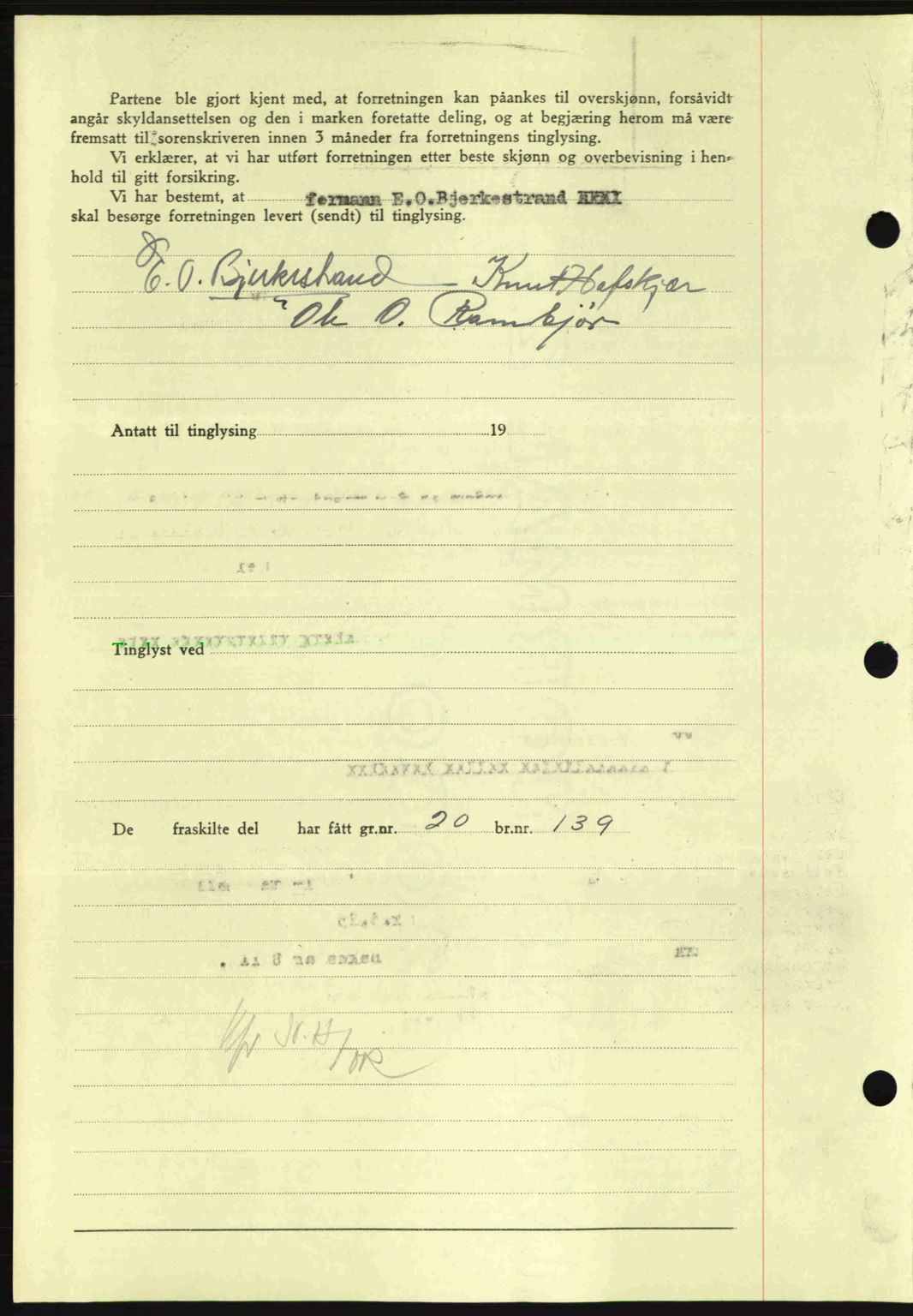 Nordmøre sorenskriveri, AV/SAT-A-4132/1/2/2Ca: Mortgage book no. A98, 1944-1944, Diary no: : 1650/1944