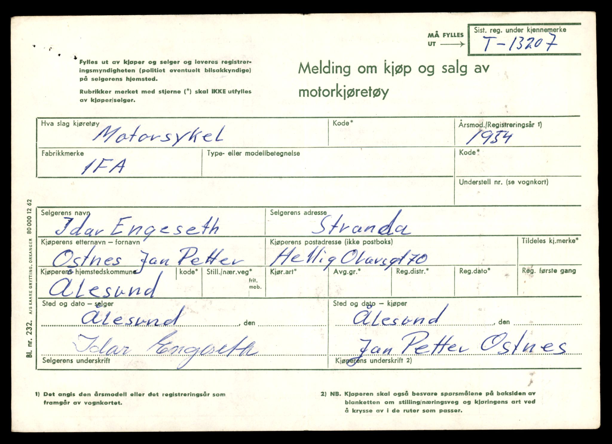 Møre og Romsdal vegkontor - Ålesund trafikkstasjon, AV/SAT-A-4099/F/Fe/L0038: Registreringskort for kjøretøy T 13180 - T 13360, 1927-1998, p. 459
