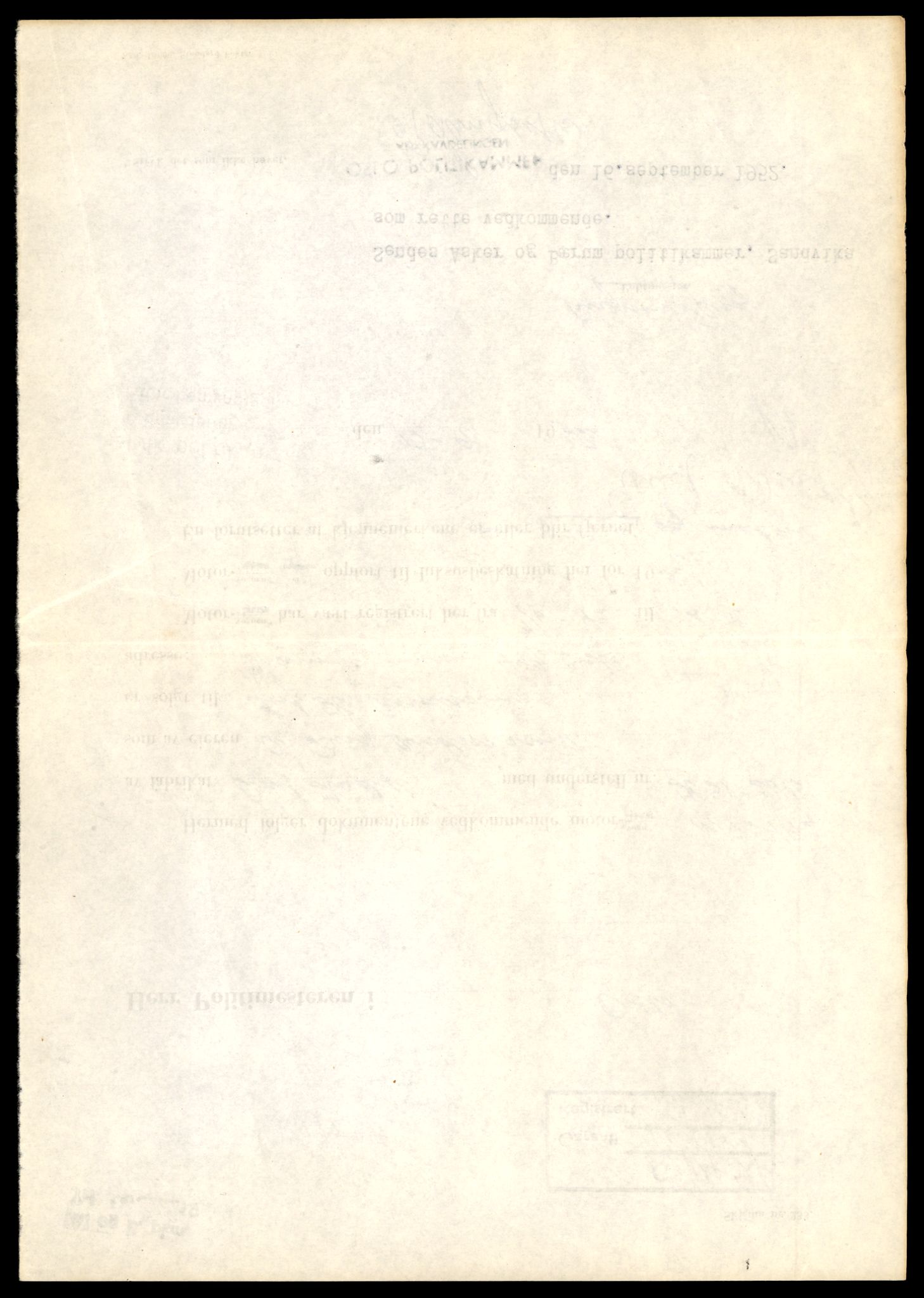 Møre og Romsdal vegkontor - Ålesund trafikkstasjon, AV/SAT-A-4099/F/Fe/L0049: Registreringskort for kjøretøy T 14864 - T 18613, 1927-1998, p. 582