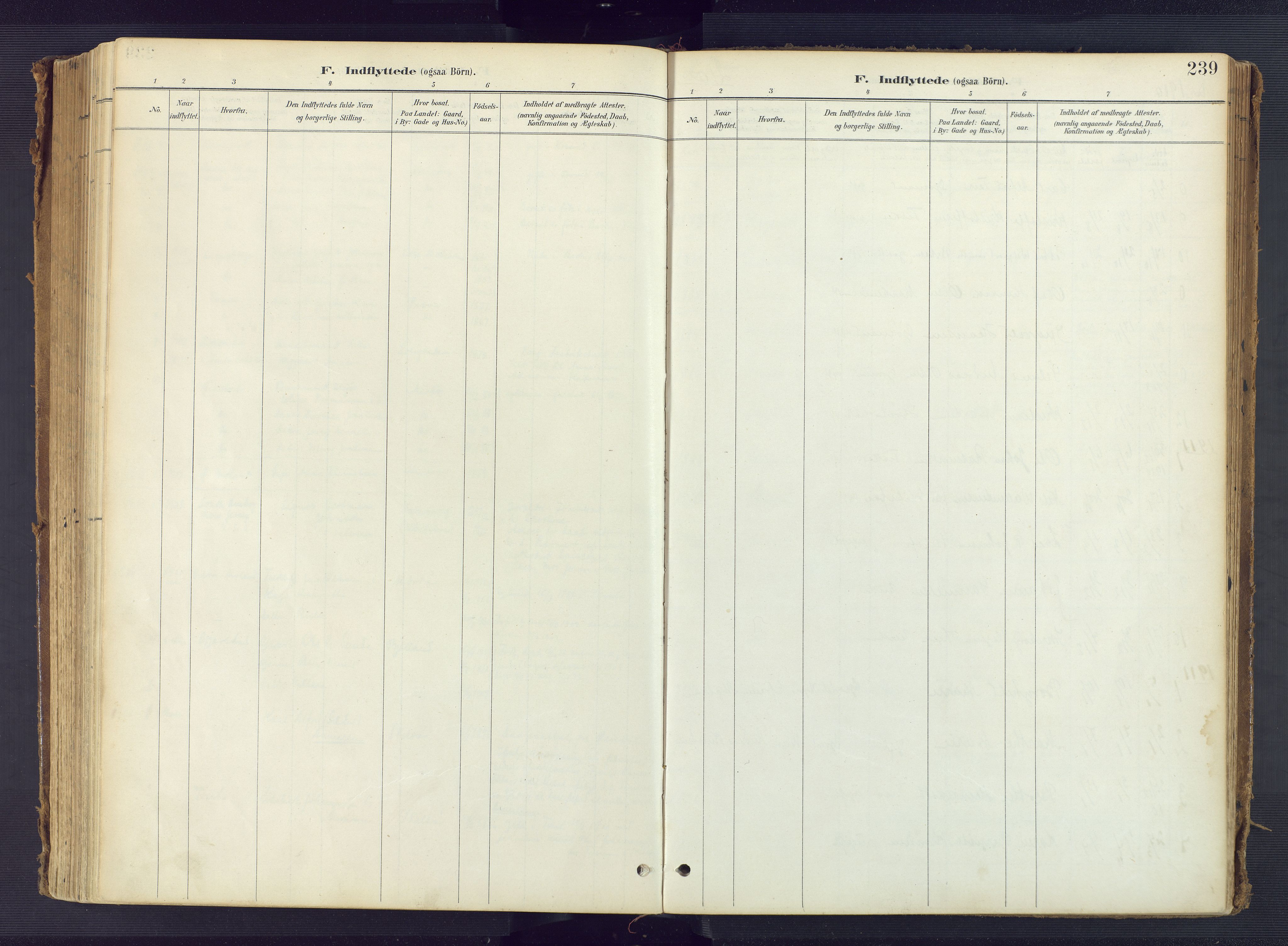 Tromøy sokneprestkontor, SAK/1111-0041/F/Fa/L0010: Parish register (official) no. A 10, 1896-1912, p. 239