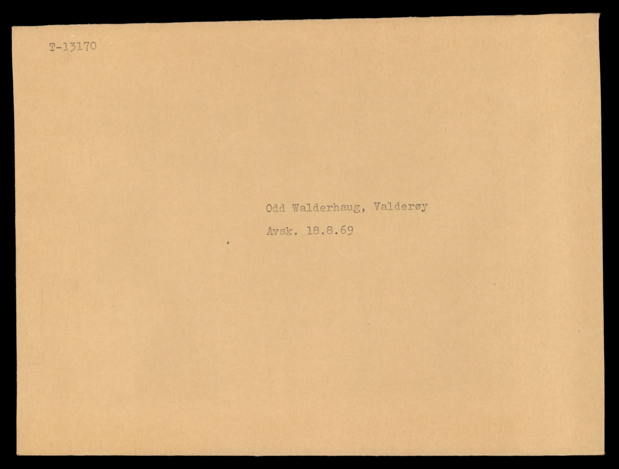 Møre og Romsdal vegkontor - Ålesund trafikkstasjon, AV/SAT-A-4099/F/Fe/L0037: Registreringskort for kjøretøy T 13031 - T 13179, 1927-1998, p. 2688