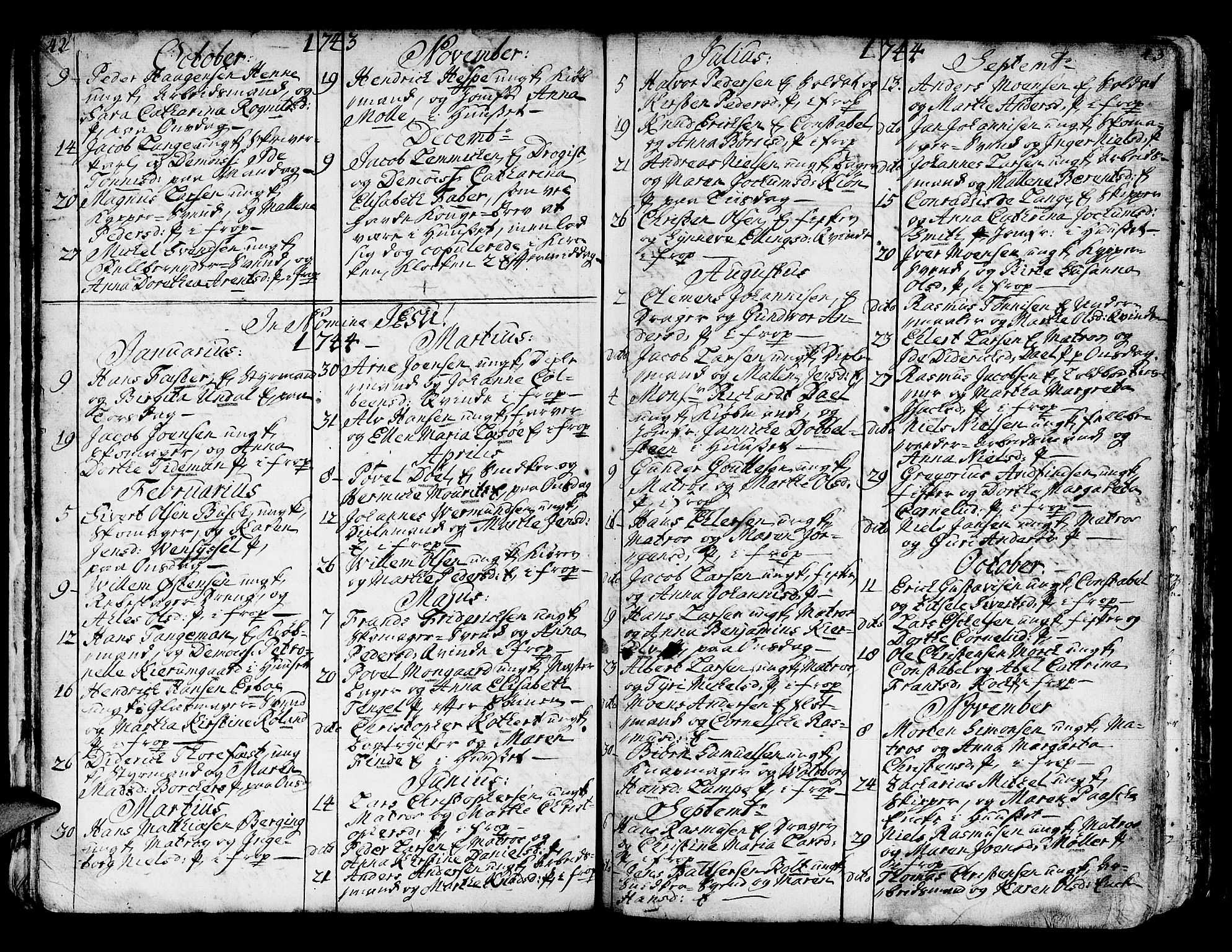 Domkirken sokneprestembete, AV/SAB-A-74801/H/Haa/L0007: Parish register (official) no. A 7, 1725-1826, p. 42-43