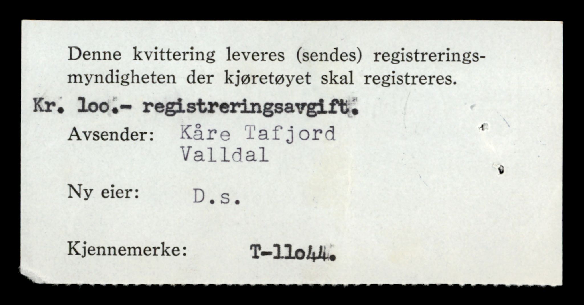 Møre og Romsdal vegkontor - Ålesund trafikkstasjon, AV/SAT-A-4099/F/Fe/L0025: Registreringskort for kjøretøy T 10931 - T 11045, 1927-1998, p. 3103