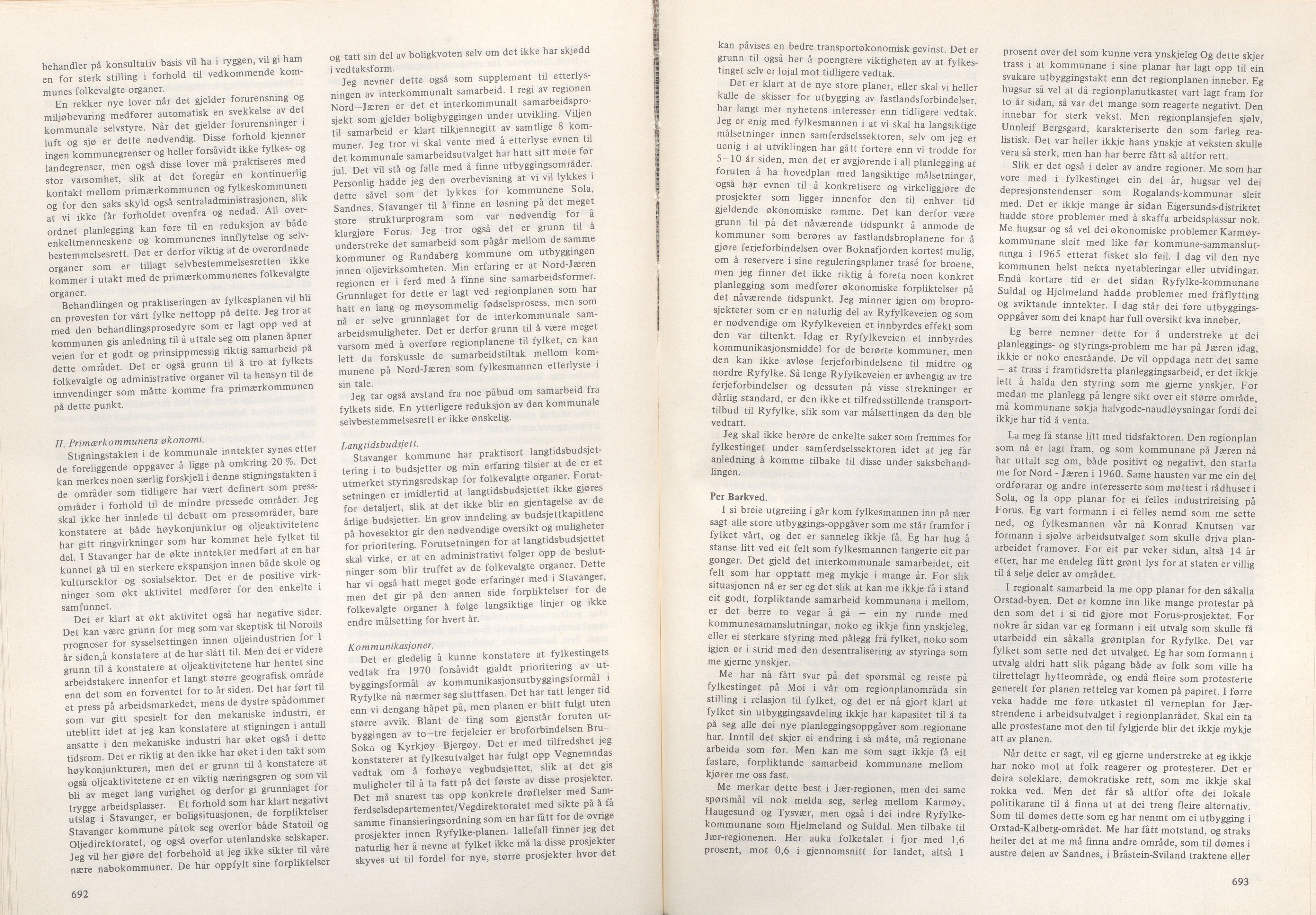 Rogaland fylkeskommune - Fylkesrådmannen , IKAR/A-900/A/Aa/Aaa/L0094: Møtebok , 1974, p. 692-693