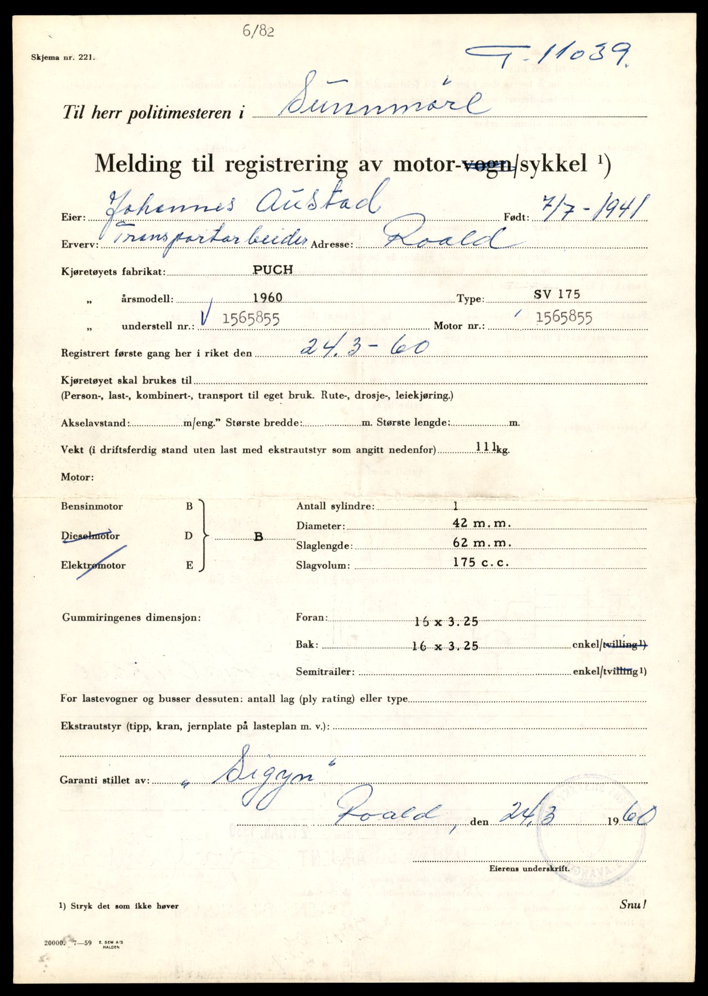 Møre og Romsdal vegkontor - Ålesund trafikkstasjon, AV/SAT-A-4099/F/Fe/L0025: Registreringskort for kjøretøy T 10931 - T 11045, 1927-1998, p. 2928