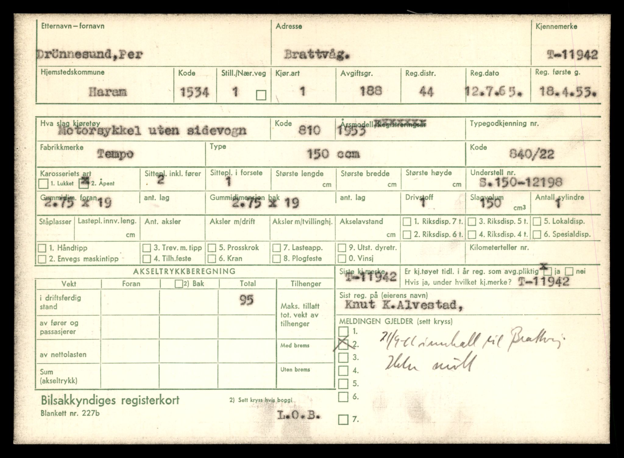 Møre og Romsdal vegkontor - Ålesund trafikkstasjon, AV/SAT-A-4099/F/Fe/L0031: Registreringskort for kjøretøy T 11800 - T 11996, 1927-1998, p. 2459