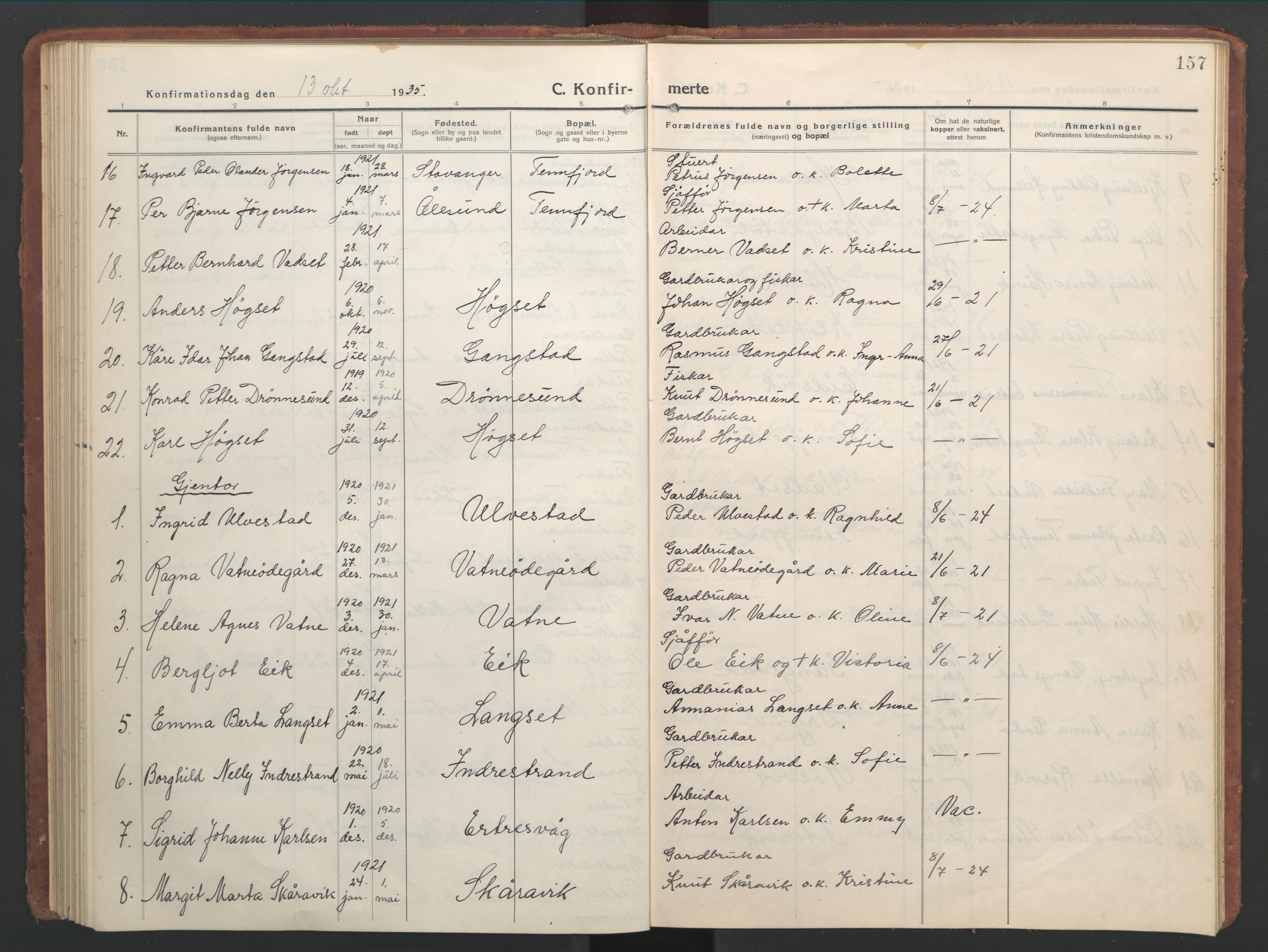 Ministerialprotokoller, klokkerbøker og fødselsregistre - Møre og Romsdal, AV/SAT-A-1454/525/L0378: Parish register (copy) no. 525C04, 1915-1947, p. 157