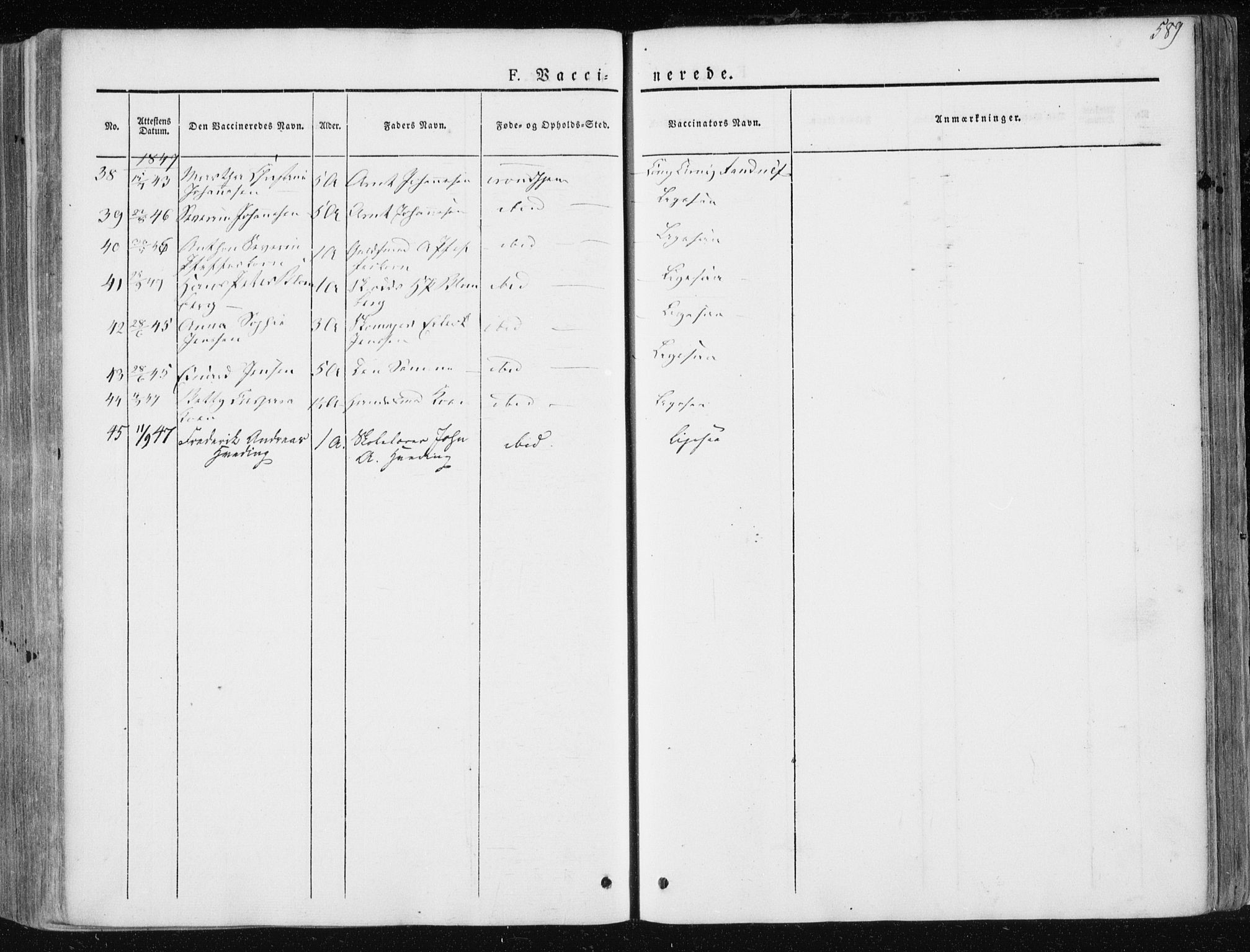 Ministerialprotokoller, klokkerbøker og fødselsregistre - Sør-Trøndelag, AV/SAT-A-1456/601/L0049: Parish register (official) no. 601A17, 1839-1847, p. 589