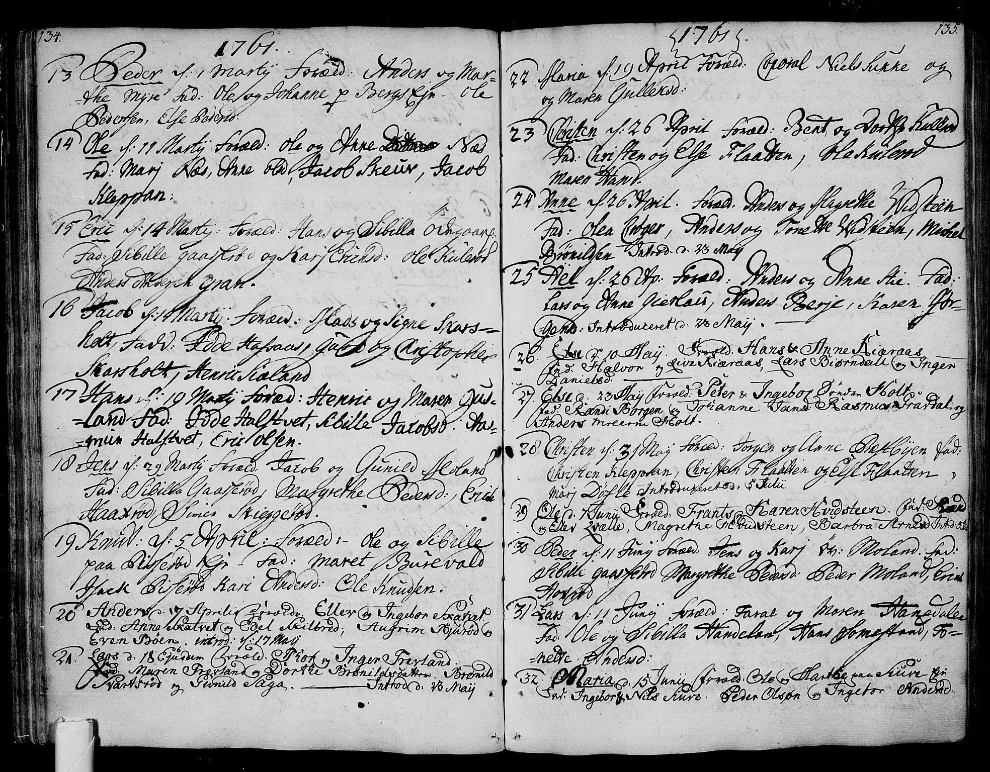 Andebu kirkebøker, AV/SAKO-A-336/F/Fa/L0002: Parish register (official) no. 2, 1733-1802, p. 134-135