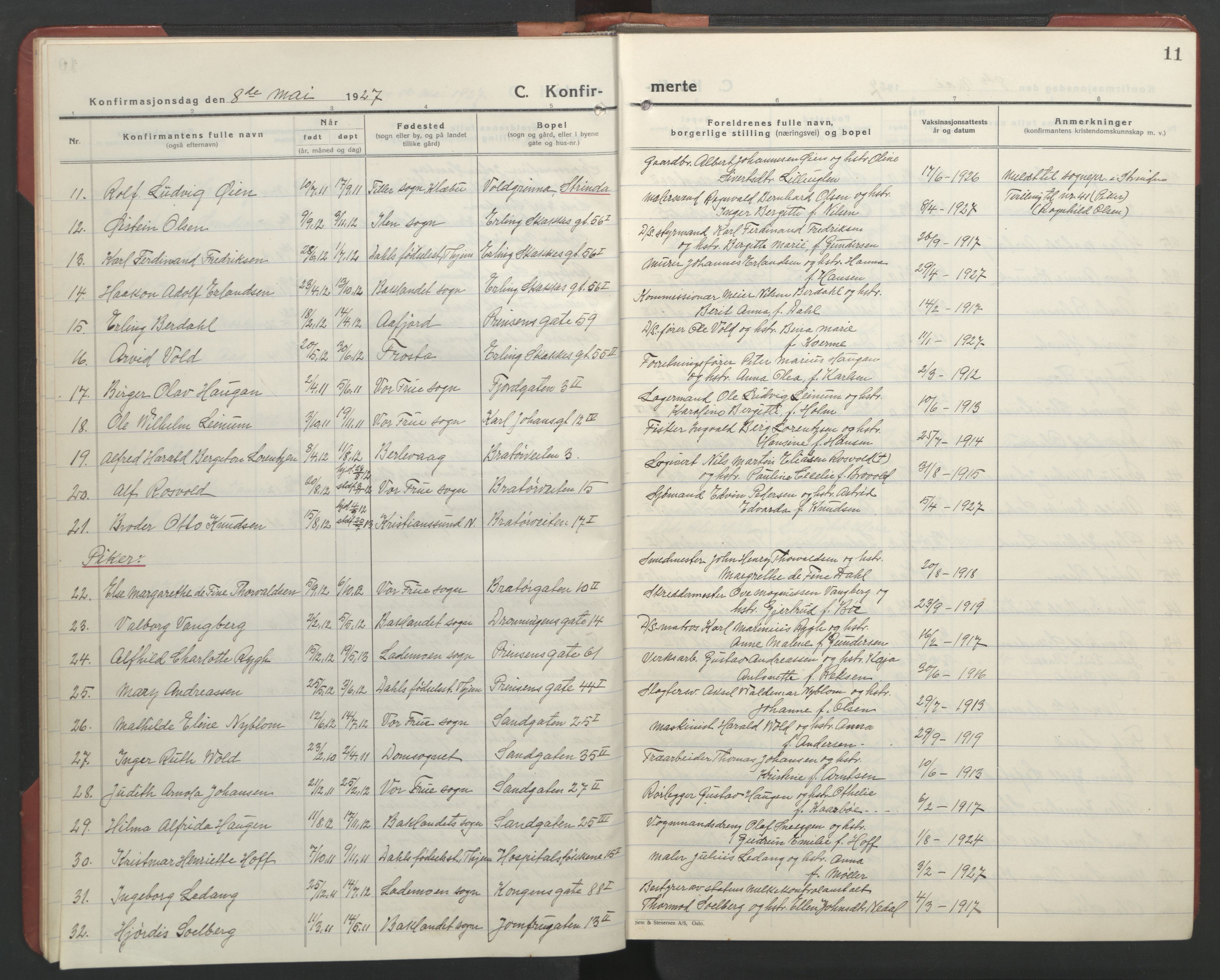 Ministerialprotokoller, klokkerbøker og fødselsregistre - Sør-Trøndelag, SAT/A-1456/602/L0151: Parish register (copy) no. 602C19, 1925-1951, p. 11