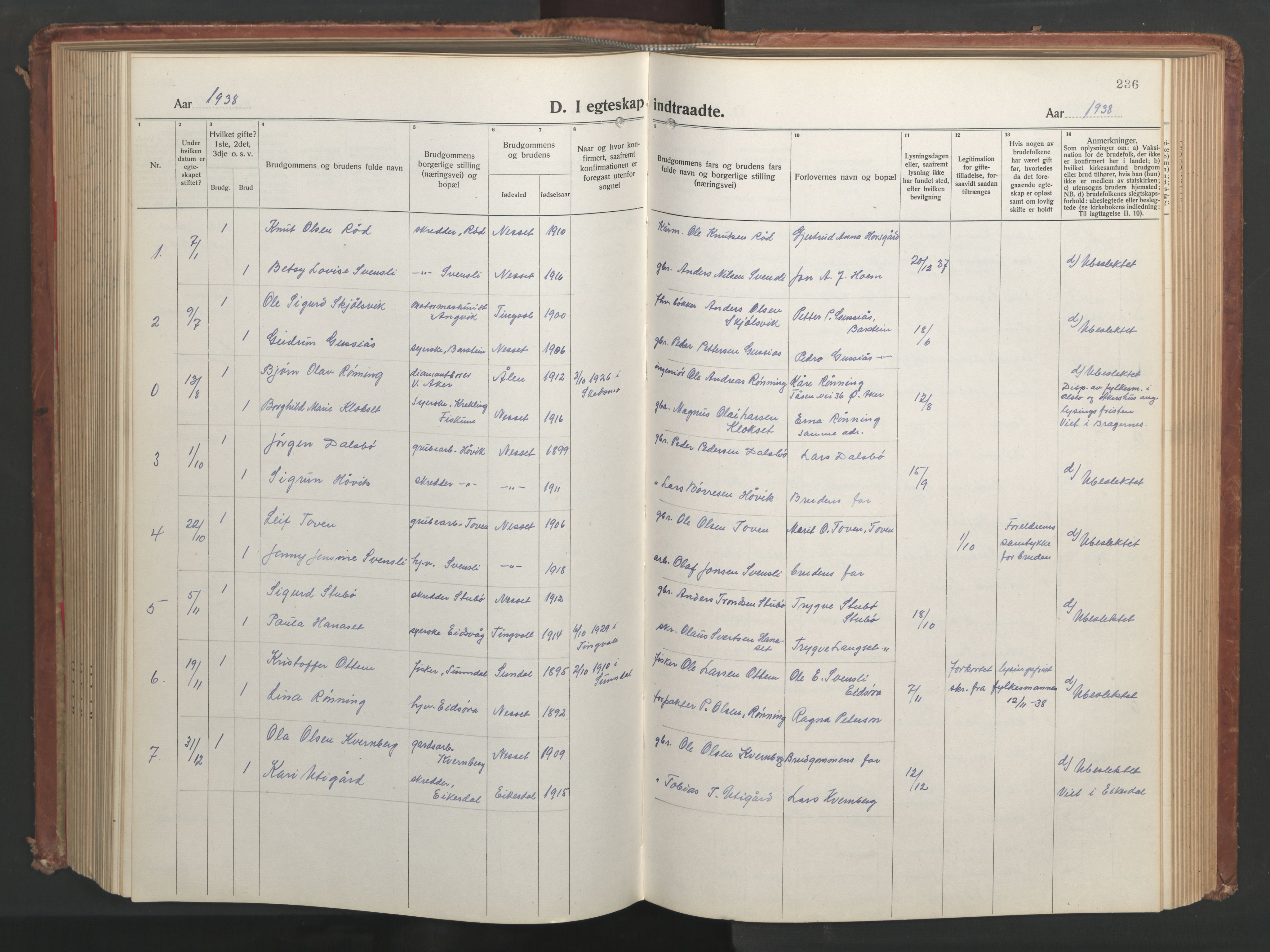 Ministerialprotokoller, klokkerbøker og fødselsregistre - Møre og Romsdal, SAT/A-1454/551/L0633: Parish register (copy) no. 551C05, 1921-1961, p. 236