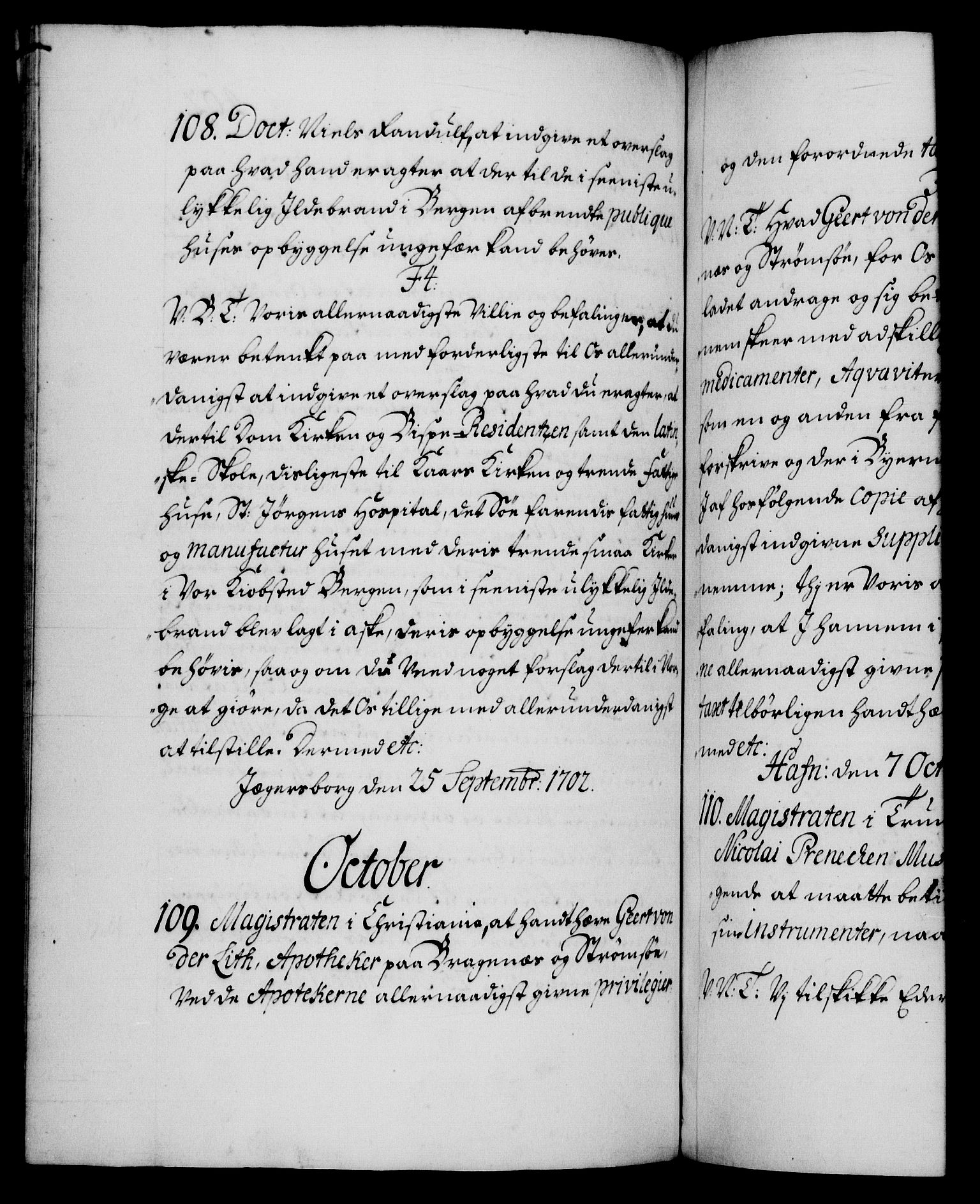 Danske Kanselli 1572-1799, RA/EA-3023/F/Fc/Fca/Fcab/L0016: Norske tegnelser, 1699-1703, p. 402b
