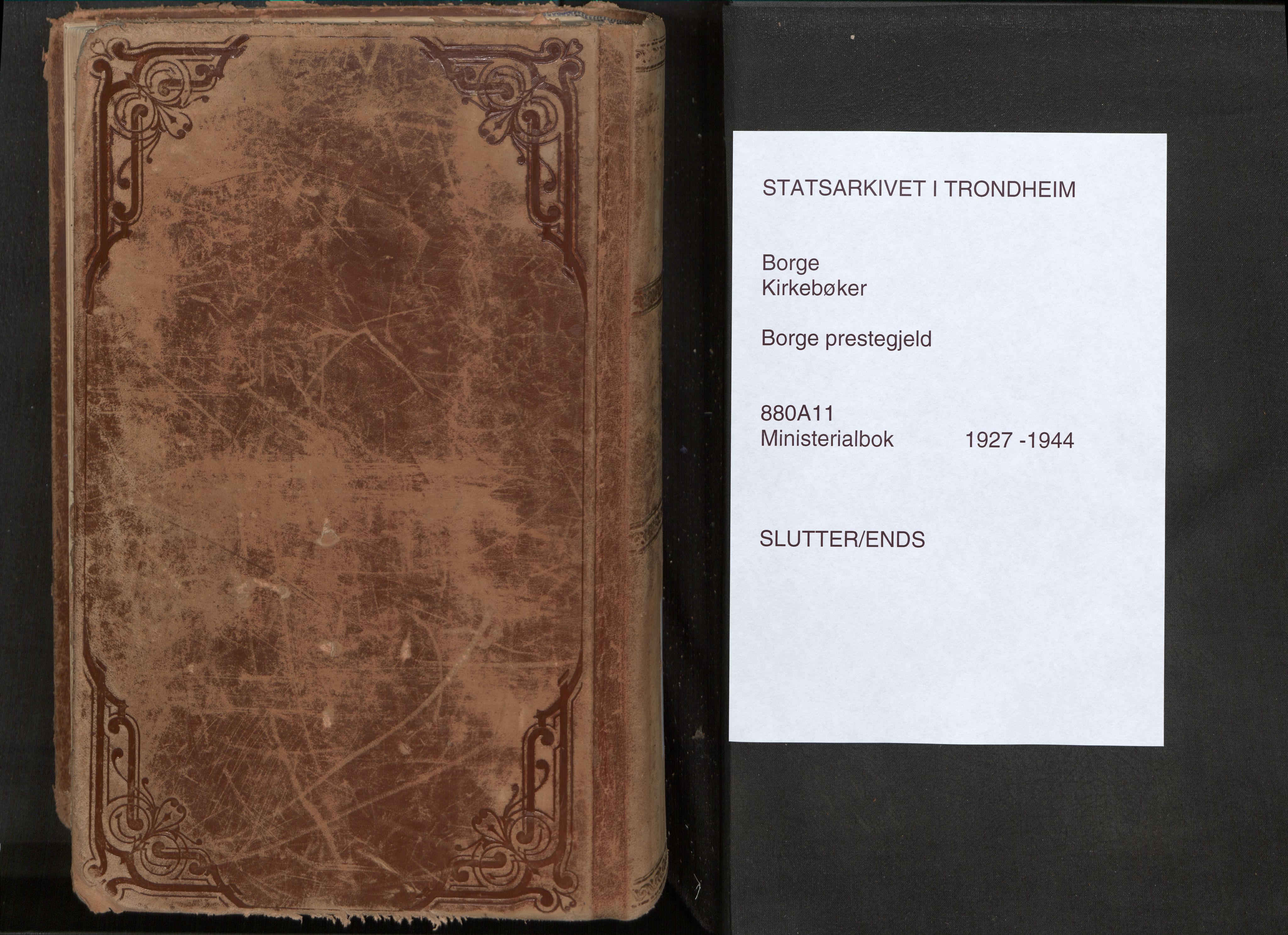 Ministerialprotokoller, klokkerbøker og fødselsregistre - Nordland, AV/SAT-A-1459/880/L1137: Parish register (official) no. 880A11, 1927-1944, p. 543