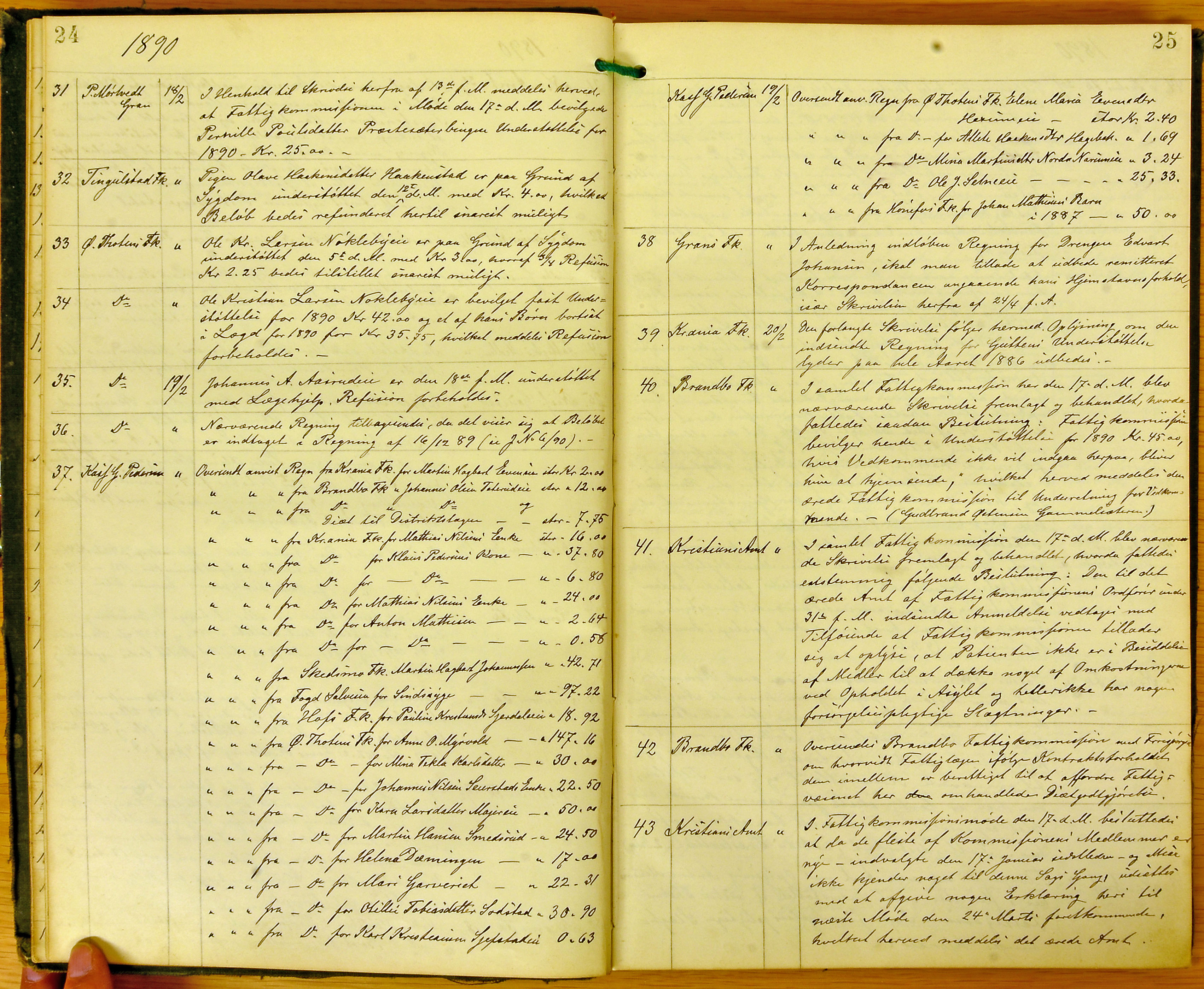 Vestre Toten kommunearkiv*, KVT/-/-/-: Kopibok for fattigkommisjonen i Vestre Toten kommune, 1888-1898, p. 24-25