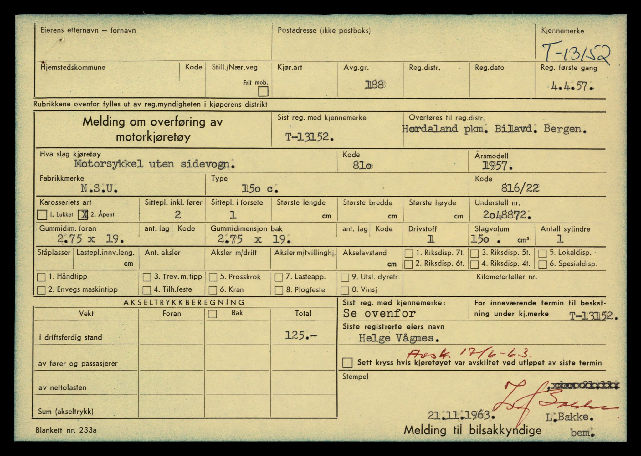 Møre og Romsdal vegkontor - Ålesund trafikkstasjon, AV/SAT-A-4099/F/Fe/L0037: Registreringskort for kjøretøy T 13031 - T 13179, 1927-1998, p. 2367
