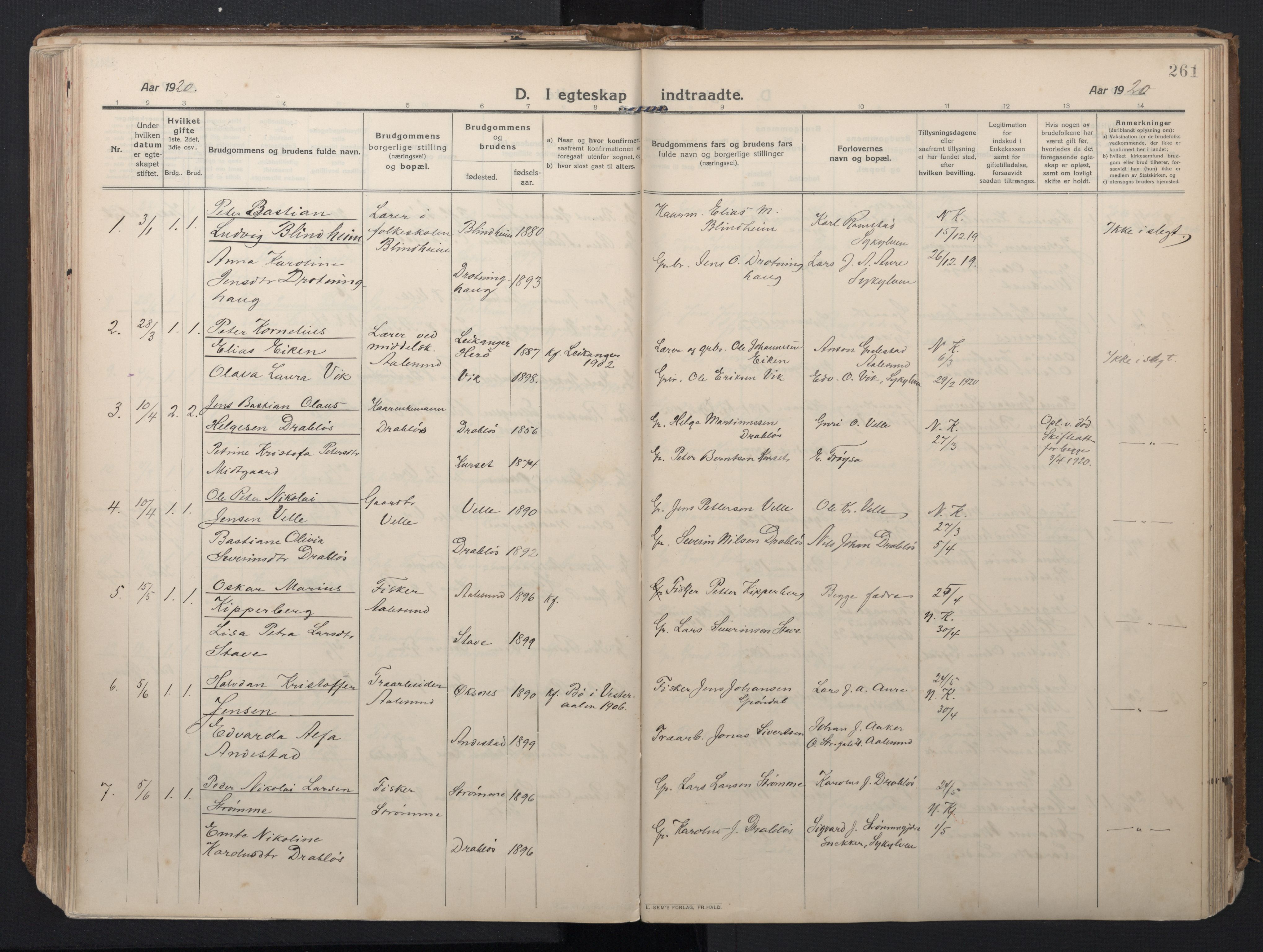 Ministerialprotokoller, klokkerbøker og fødselsregistre - Møre og Romsdal, AV/SAT-A-1454/523/L0337: Parish register (official) no. 523A04, 1911-1929, p. 261