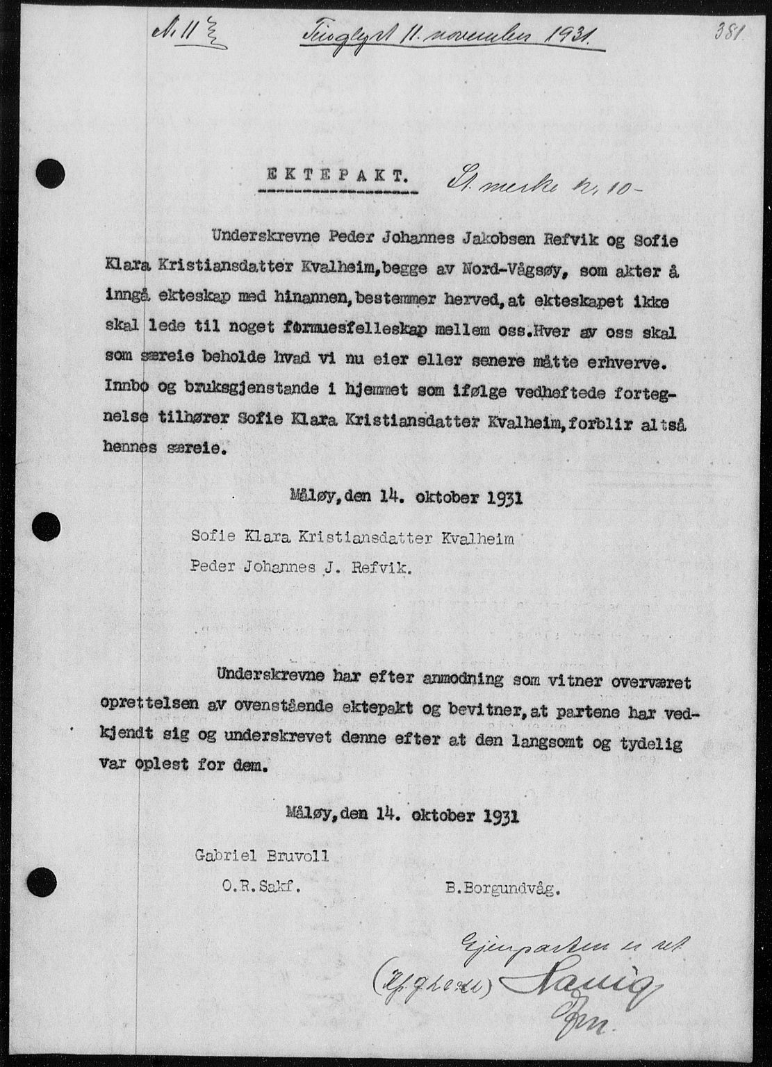 Nordfjord sorenskriveri, AV/SAB-A-2801/02/02b/02ba/L0074: Mortgage book no. II.B.a.74, 1931-1932, Deed date: 11.11.1931