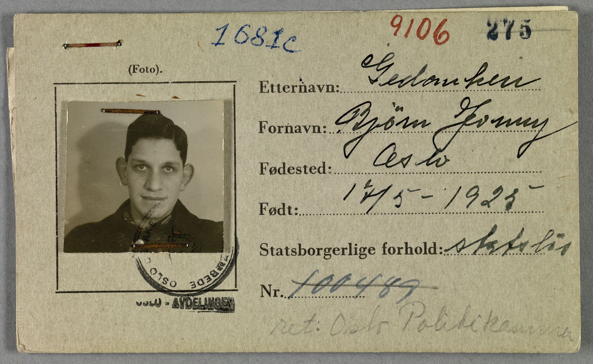 Sosialdepartementet, Våre Falne, RA/S-1708/E/Ee/L0021A: Fotografier av jøder på legitimasjonskort (1941-42), 1941-1942, p. 135