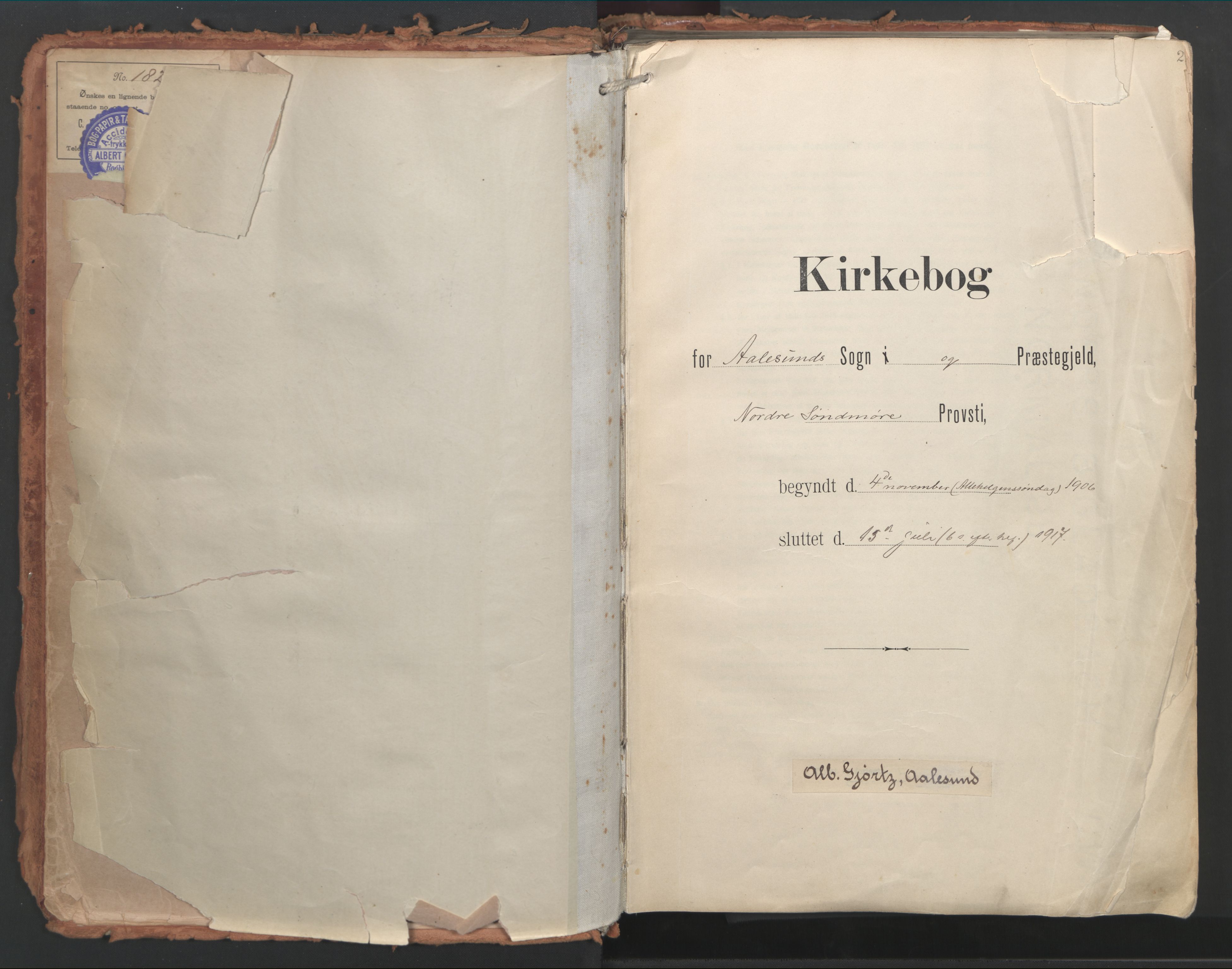 Ministerialprotokoller, klokkerbøker og fødselsregistre - Møre og Romsdal, SAT/A-1454/529/L0460: Parish register (official) no. 529A10, 1906-1917, p. 1