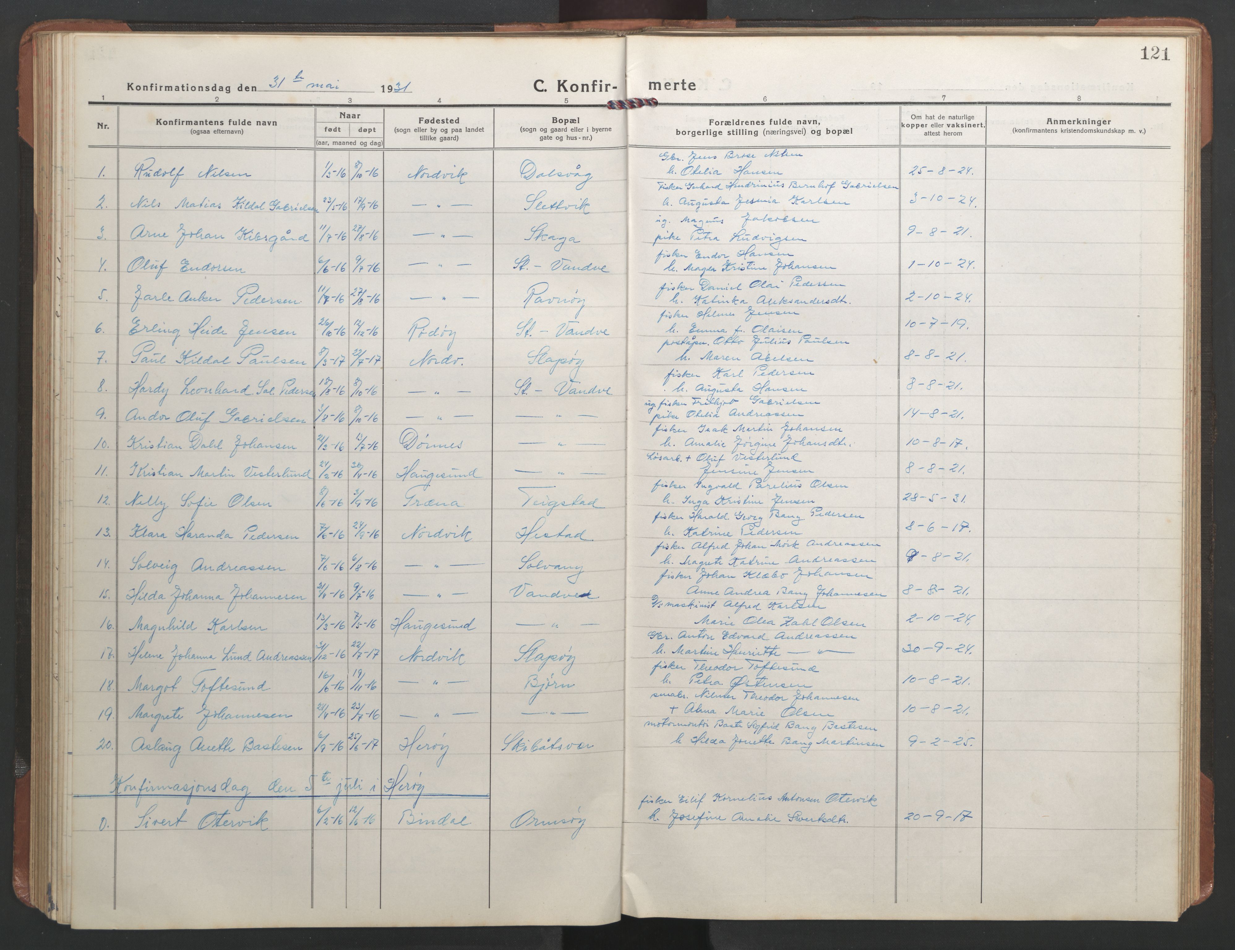Ministerialprotokoller, klokkerbøker og fødselsregistre - Nordland, SAT/A-1459/836/L0539: Parish register (copy) no. 836C03, 1917-1949, p. 121