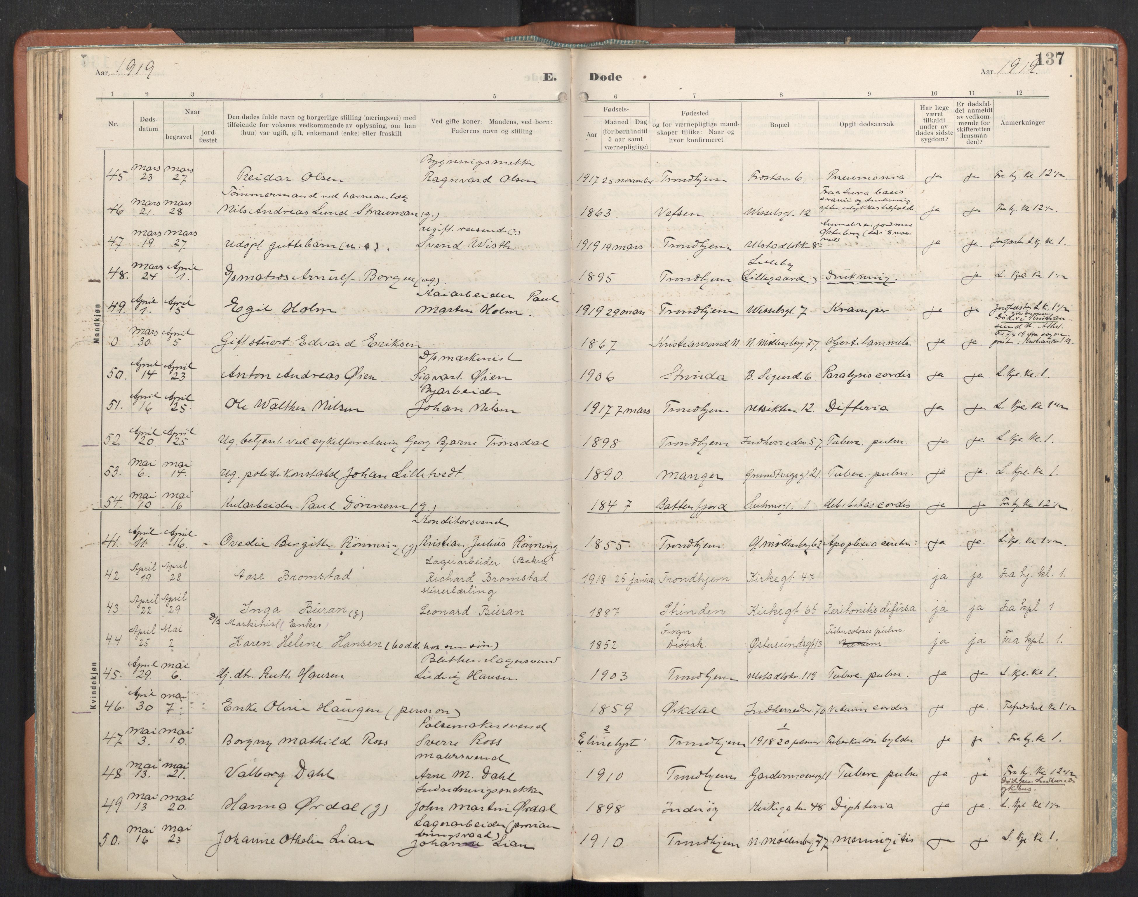 Ministerialprotokoller, klokkerbøker og fødselsregistre - Sør-Trøndelag, AV/SAT-A-1456/605/L0245: Parish register (official) no. 605A07, 1916-1938, p. 137