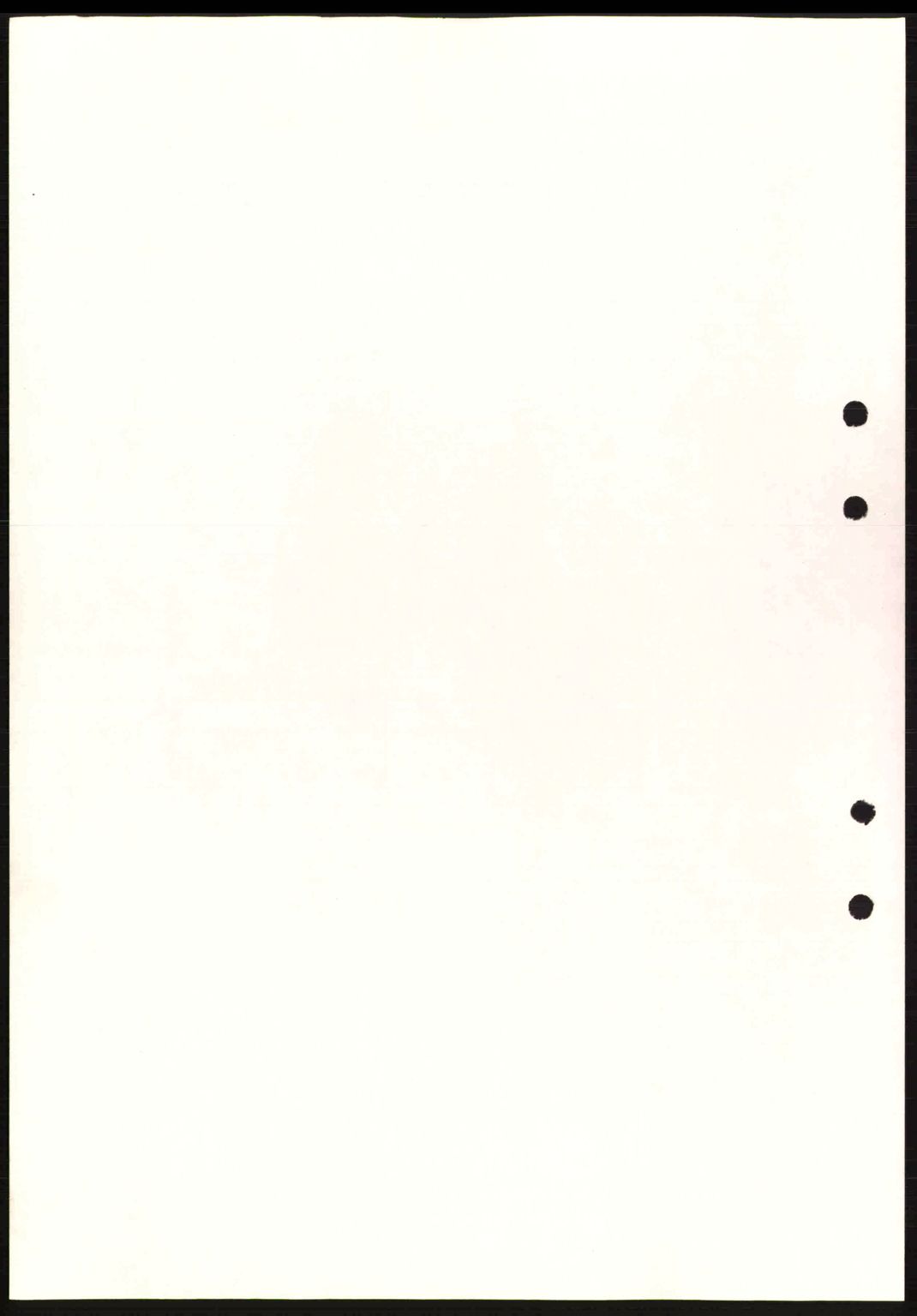 Nordre Sunnmøre sorenskriveri, SAT/A-0006/1/2/2C/2Ca: Mortgage book no. B1-6, 1938-1942, Diary no: : 106/1945