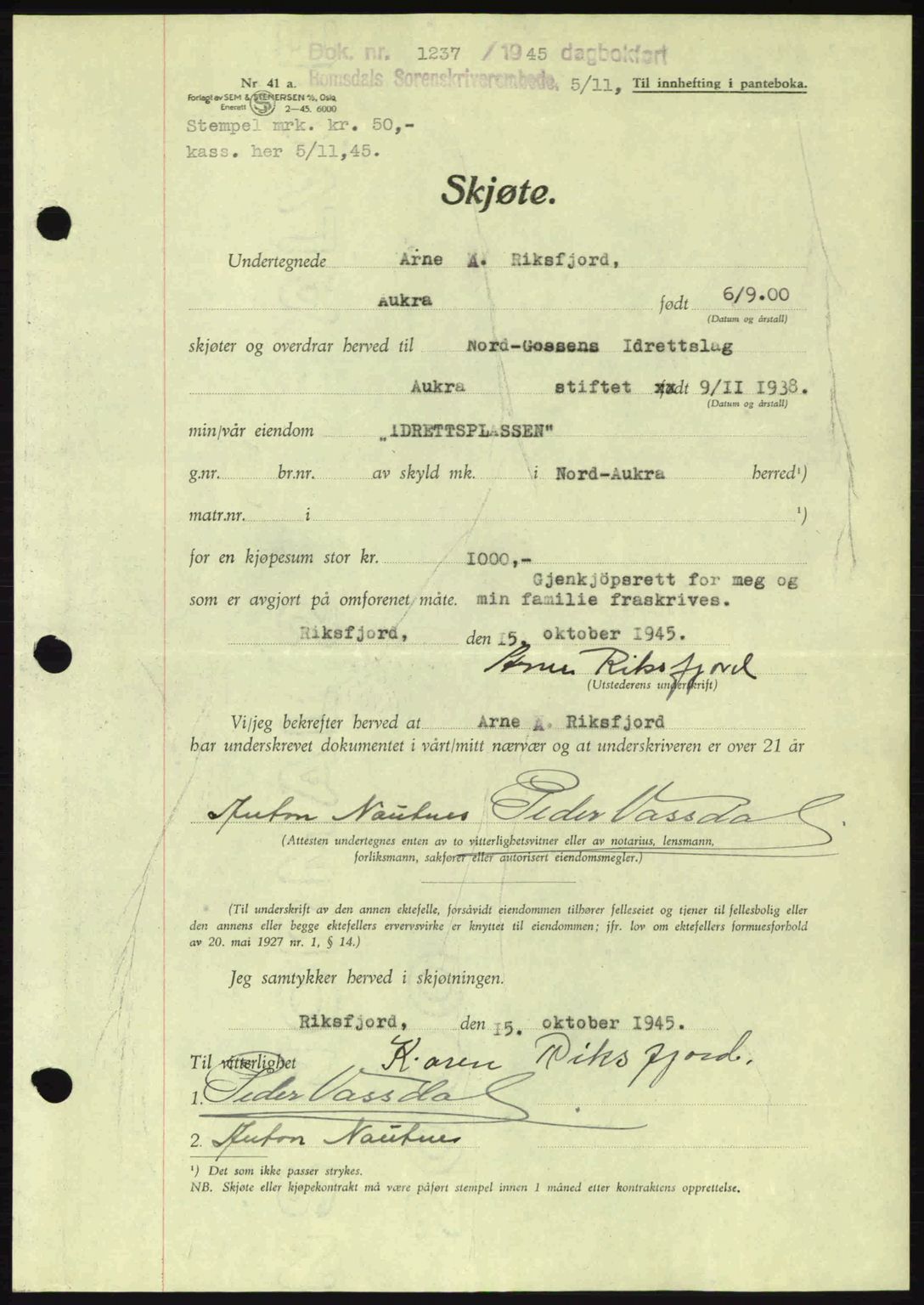 Romsdal sorenskriveri, AV/SAT-A-4149/1/2/2C: Mortgage book no. A18, 1945-1945, Diary no: : 1237/1945