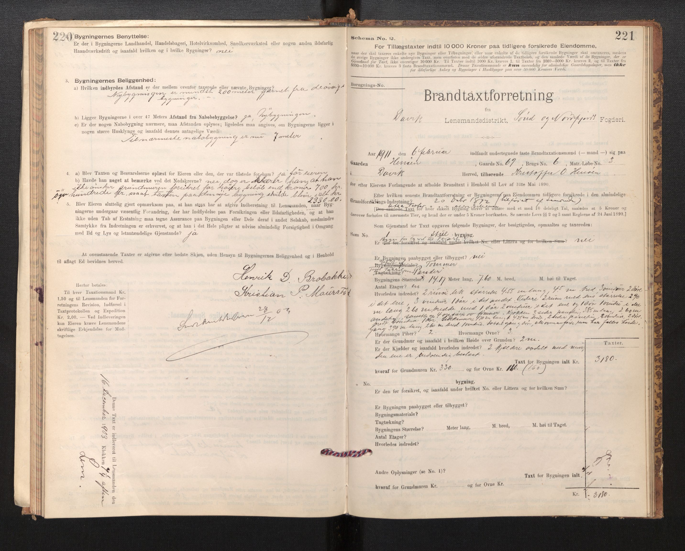 Lensmannen i Davik, SAB/A-26801/0012/L0004: Branntakstprotokoll, skjematakst, 1894-1915, p. 220-221