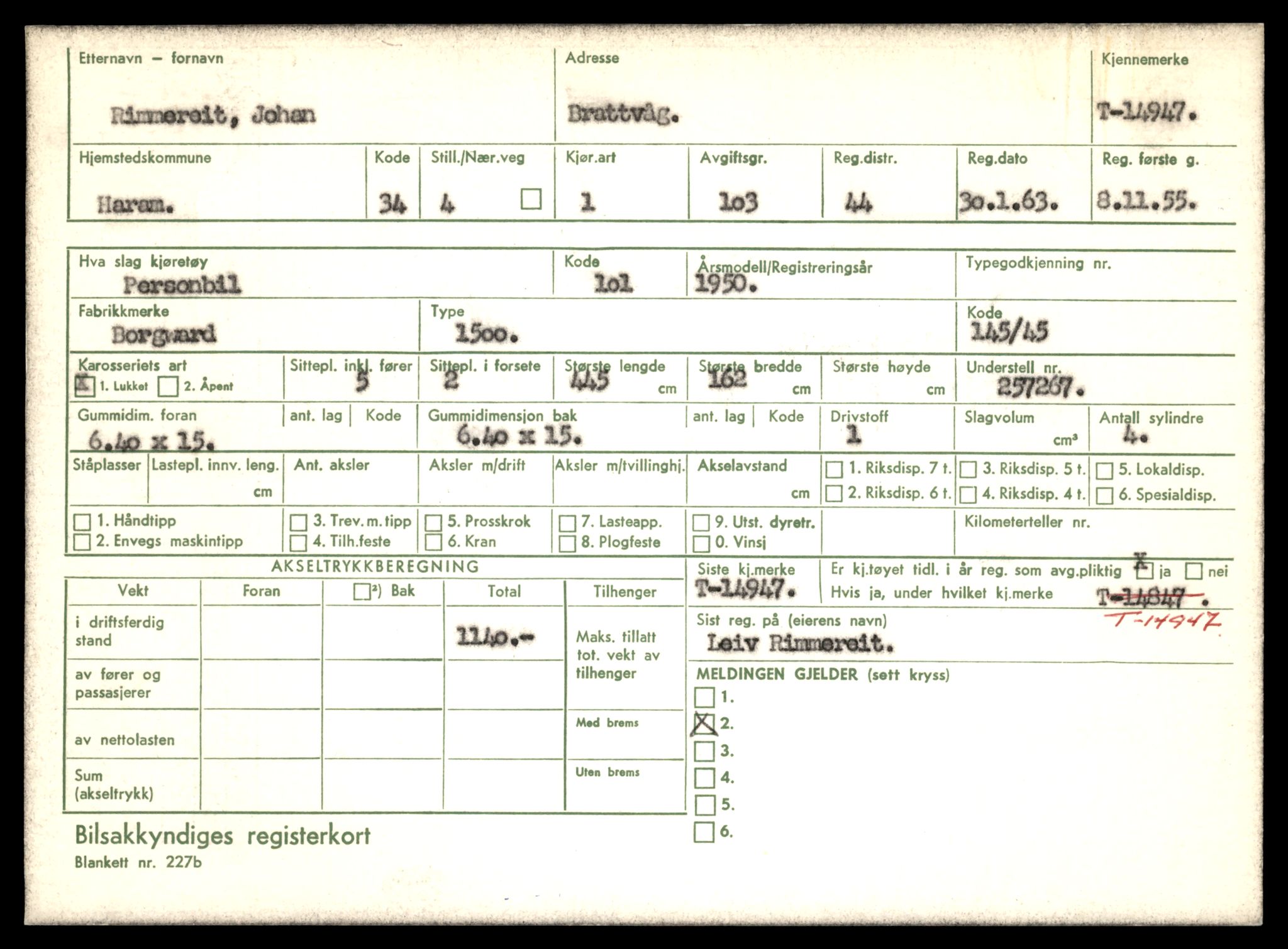 Møre og Romsdal vegkontor - Ålesund trafikkstasjon, AV/SAT-A-4099/F/Fe/L0049: Registreringskort for kjøretøy T 14864 - T 18613, 1927-1998, p. 1941