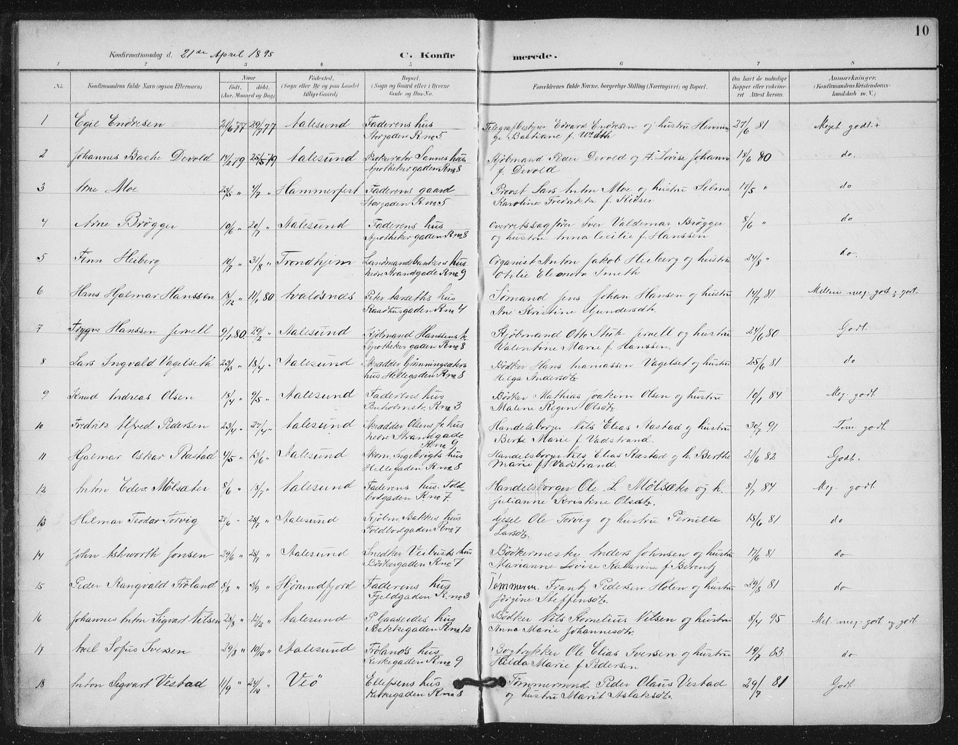 Ministerialprotokoller, klokkerbøker og fødselsregistre - Møre og Romsdal, SAT/A-1454/529/L0457: Parish register (official) no. 529A07, 1894-1903, p. 10