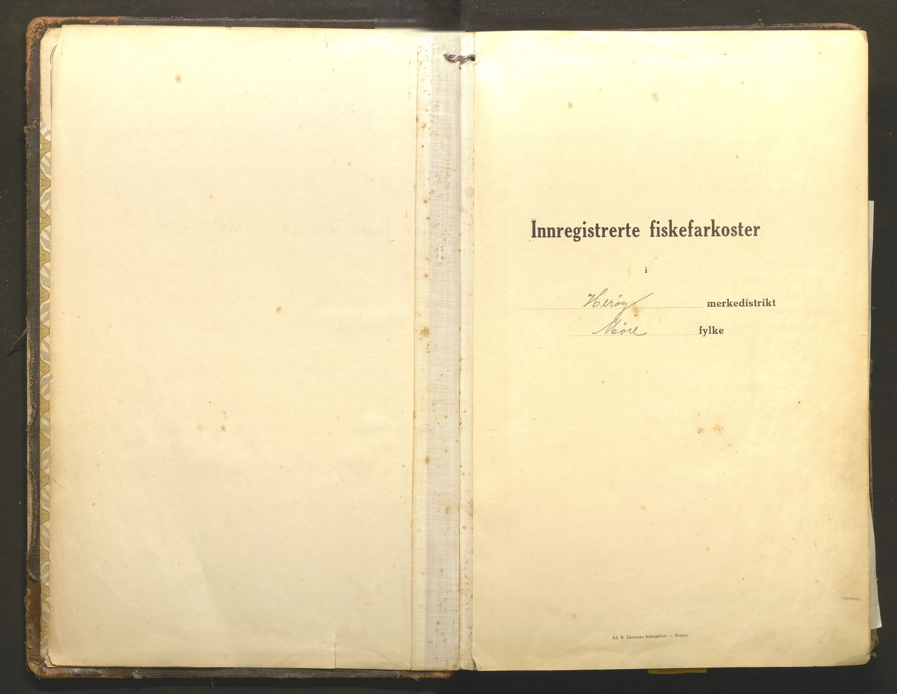Fiskeridirektoratet - 1 Adm. ledelse - 13 Båtkontoret, AV/SAB-A-2003/I/Ia/Iaf/L0055: 135.0623/3 Merkeprotokoll - Herøy, 1932-1950