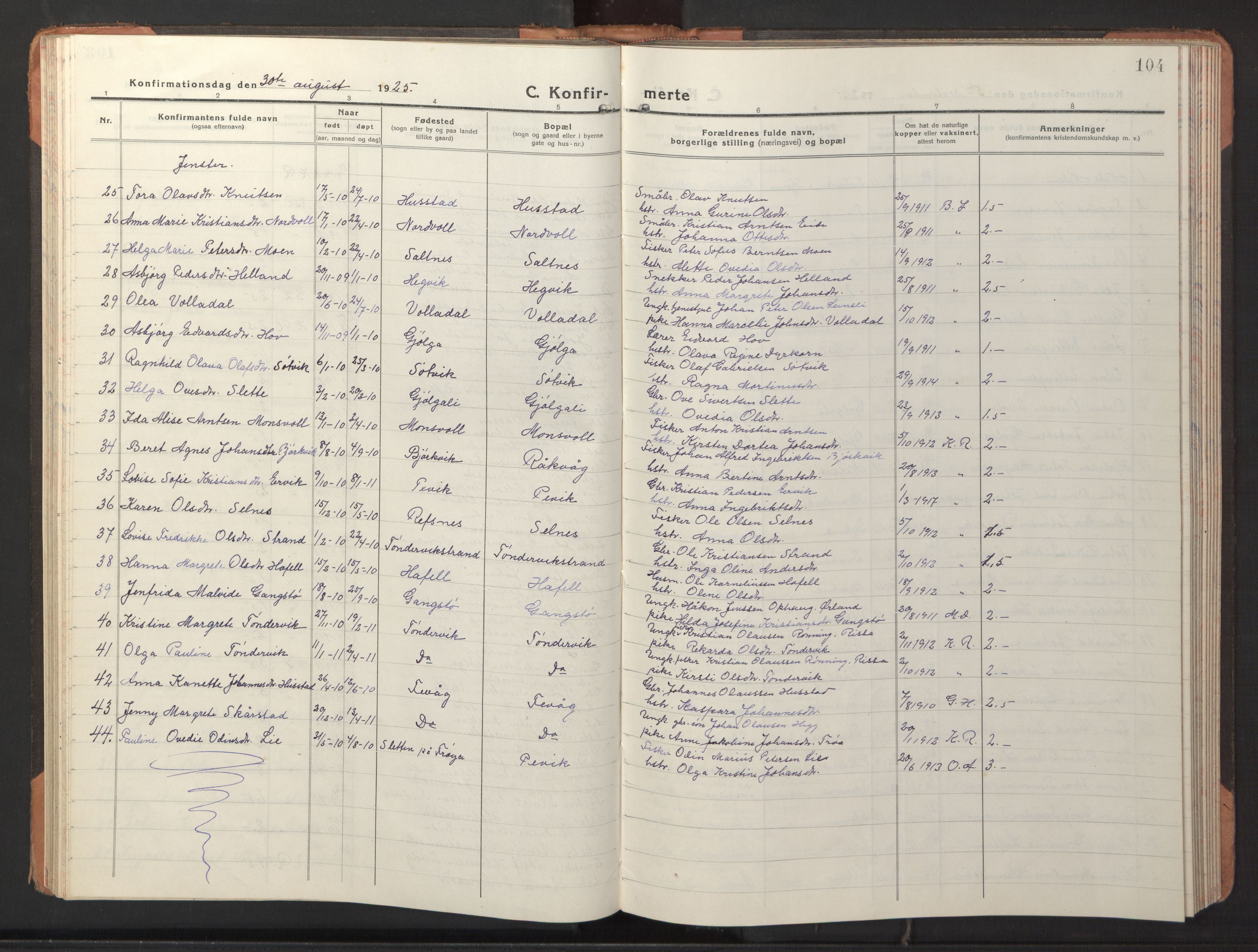Ministerialprotokoller, klokkerbøker og fødselsregistre - Sør-Trøndelag, SAT/A-1456/653/L0658: Parish register (copy) no. 653C02, 1919-1947, p. 104