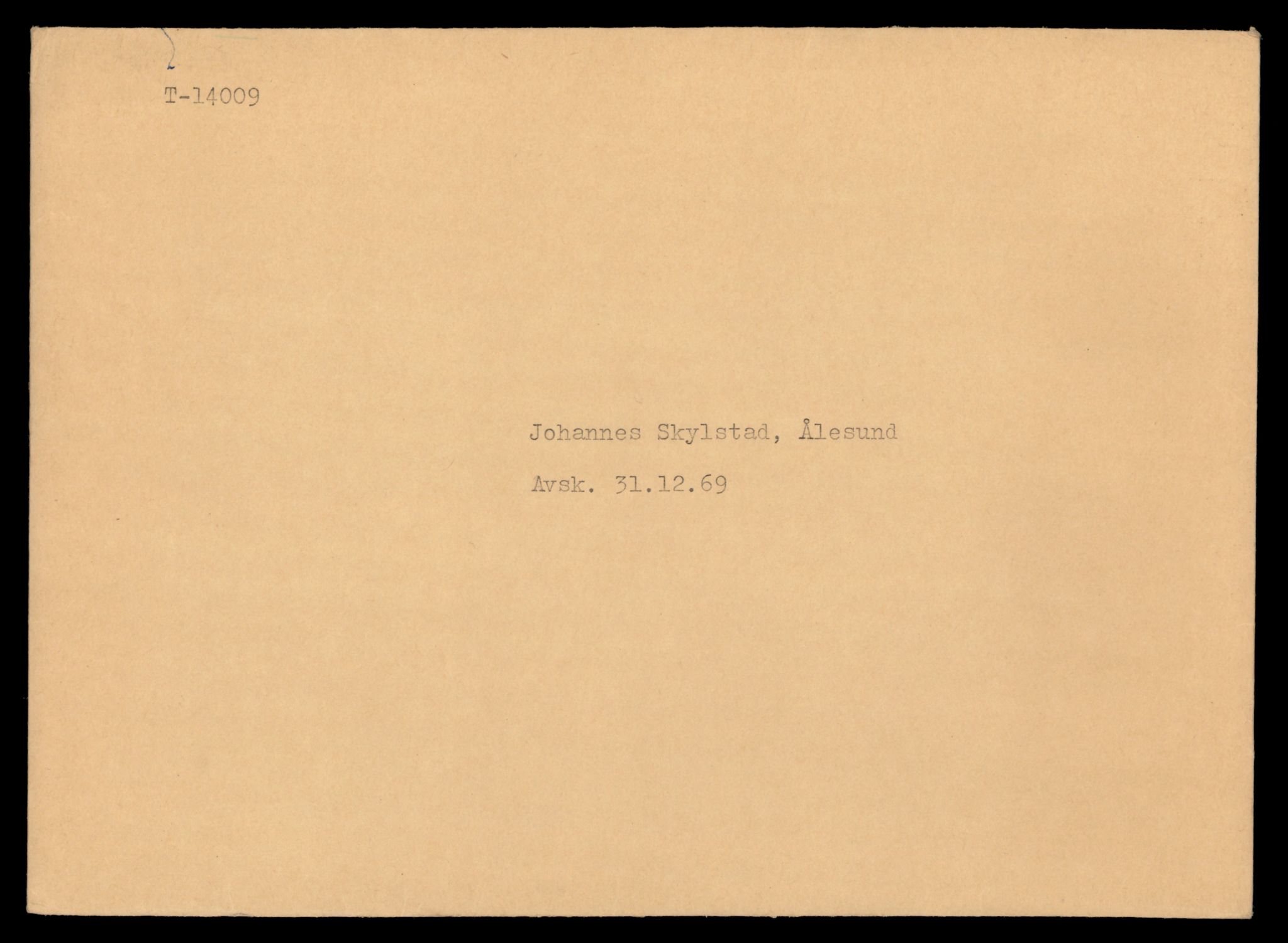 Møre og Romsdal vegkontor - Ålesund trafikkstasjon, AV/SAT-A-4099/F/Fe/L0042: Registreringskort for kjøretøy T 13906 - T 14079, 1927-1998, p. 1447