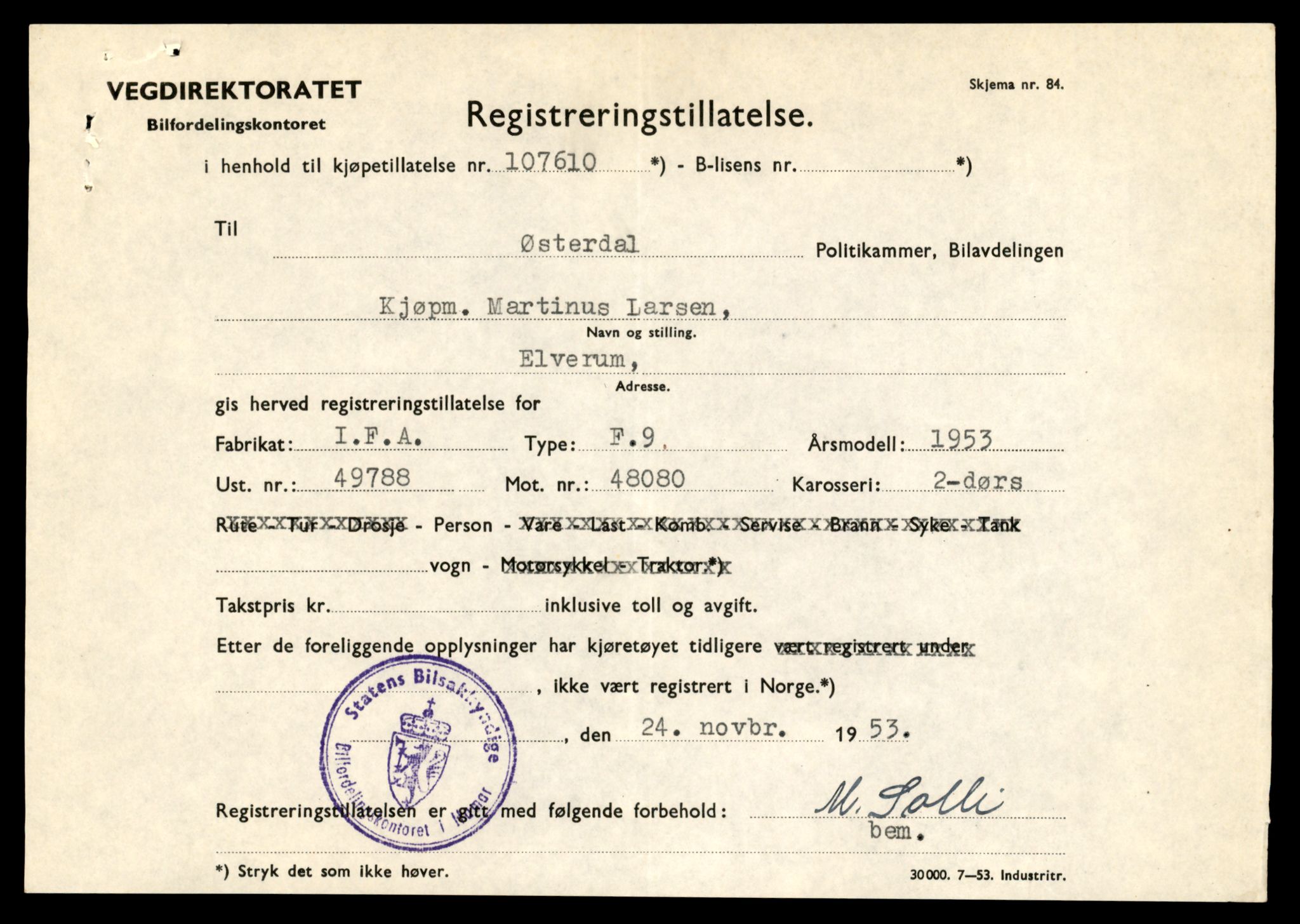 Møre og Romsdal vegkontor - Ålesund trafikkstasjon, AV/SAT-A-4099/F/Fe/L0049: Registreringskort for kjøretøy T 14864 - T 18613, 1927-1998, p. 2277