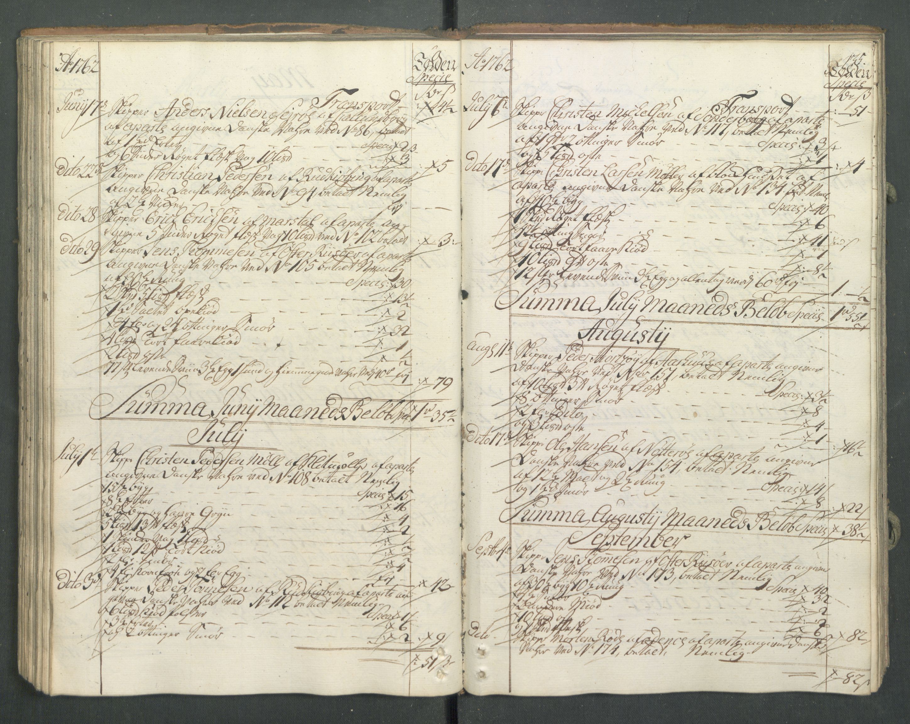 Generaltollkammeret, tollregnskaper, AV/RA-EA-5490/R13/L0032/0001: Tollregnskaper Kragerø / Inngående hovedtollbok, 1762, p. 134b-135a