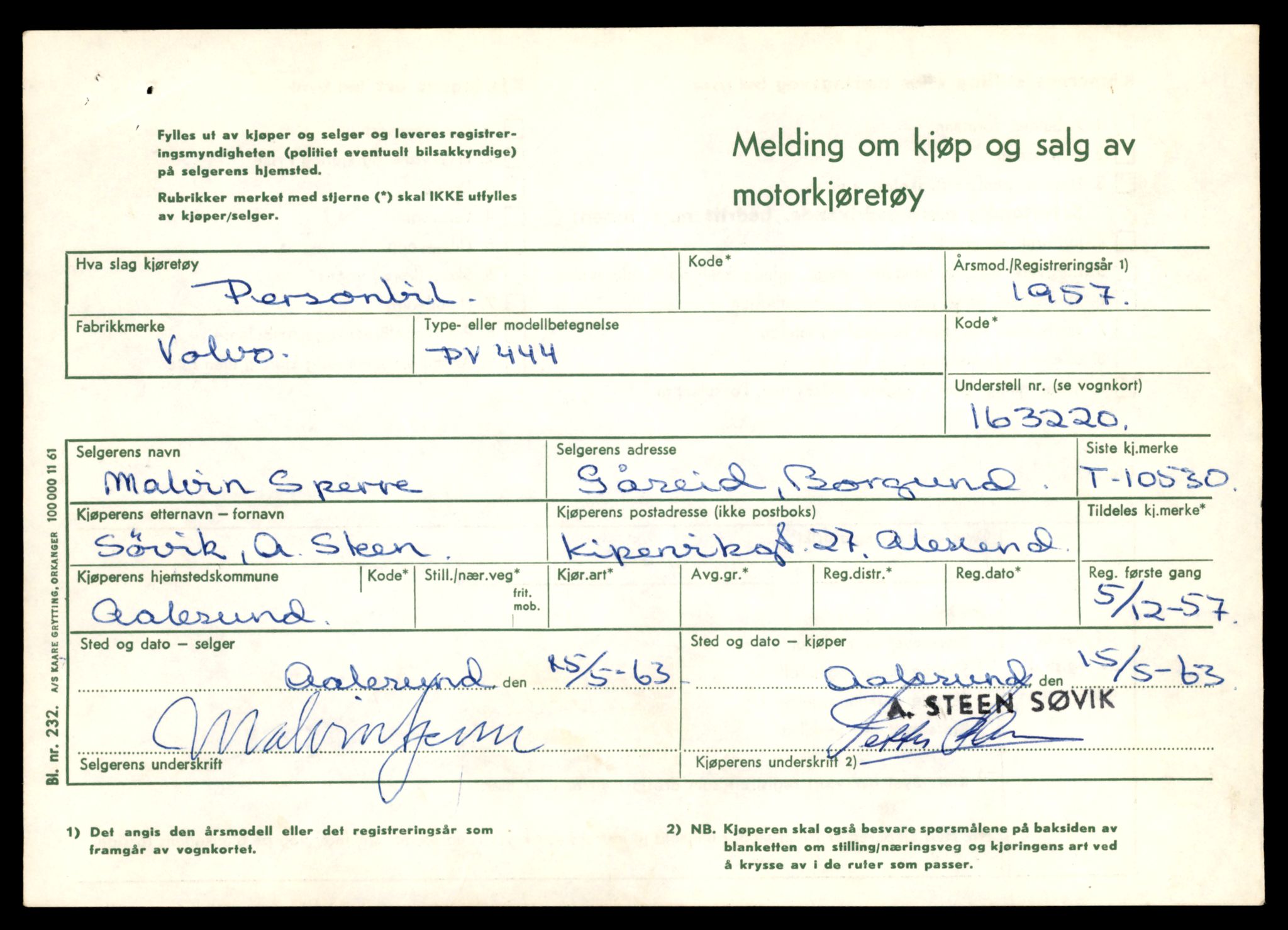 Møre og Romsdal vegkontor - Ålesund trafikkstasjon, SAT/A-4099/F/Fe/L0021: Registreringskort for kjøretøy T 10471 - T 10583, 1927-1998, p. 1677