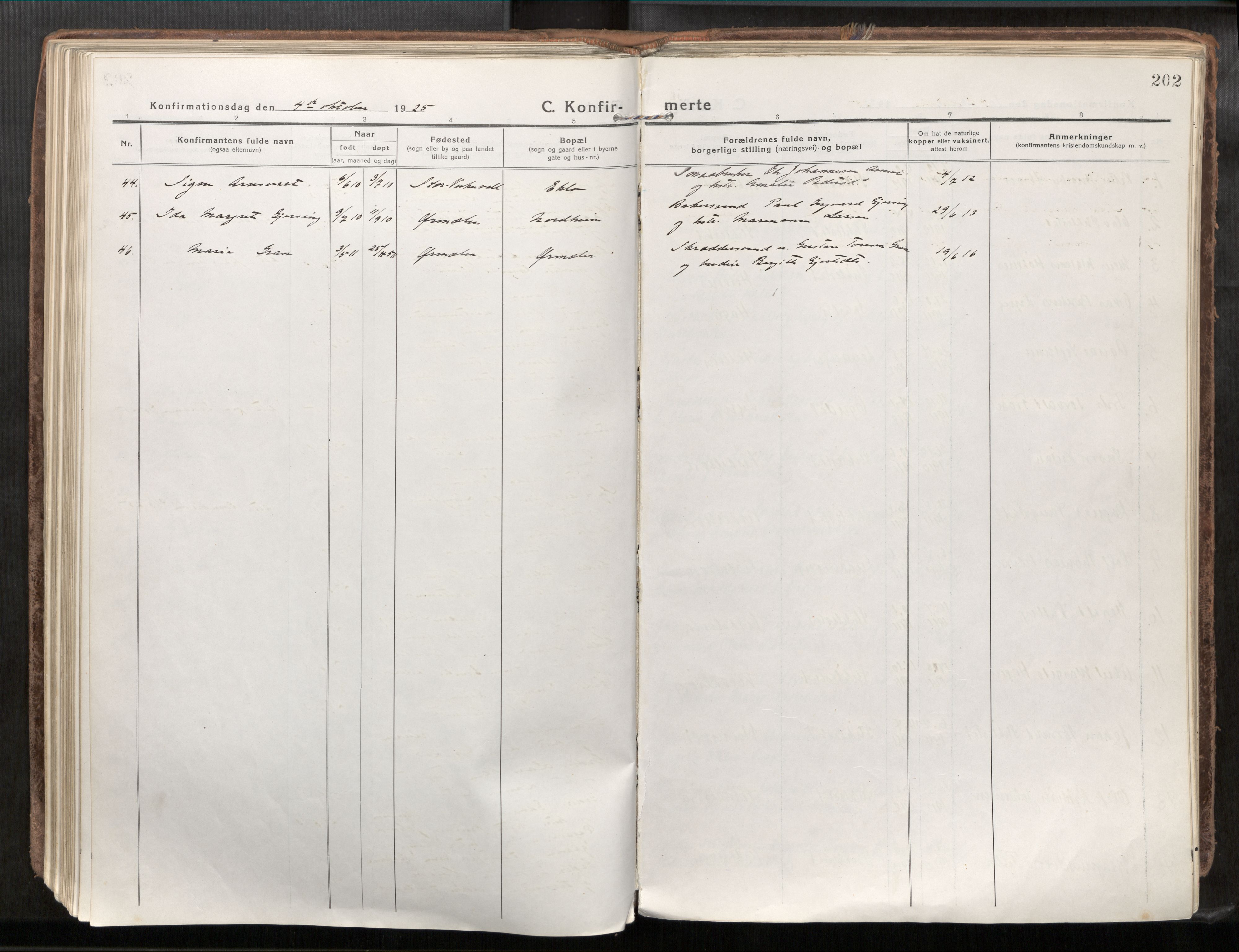 Verdal sokneprestkontor, SAT/A-1156/2/H/Haa/L0001: Parish register (official) no. 1, 1917-1932, p. 202