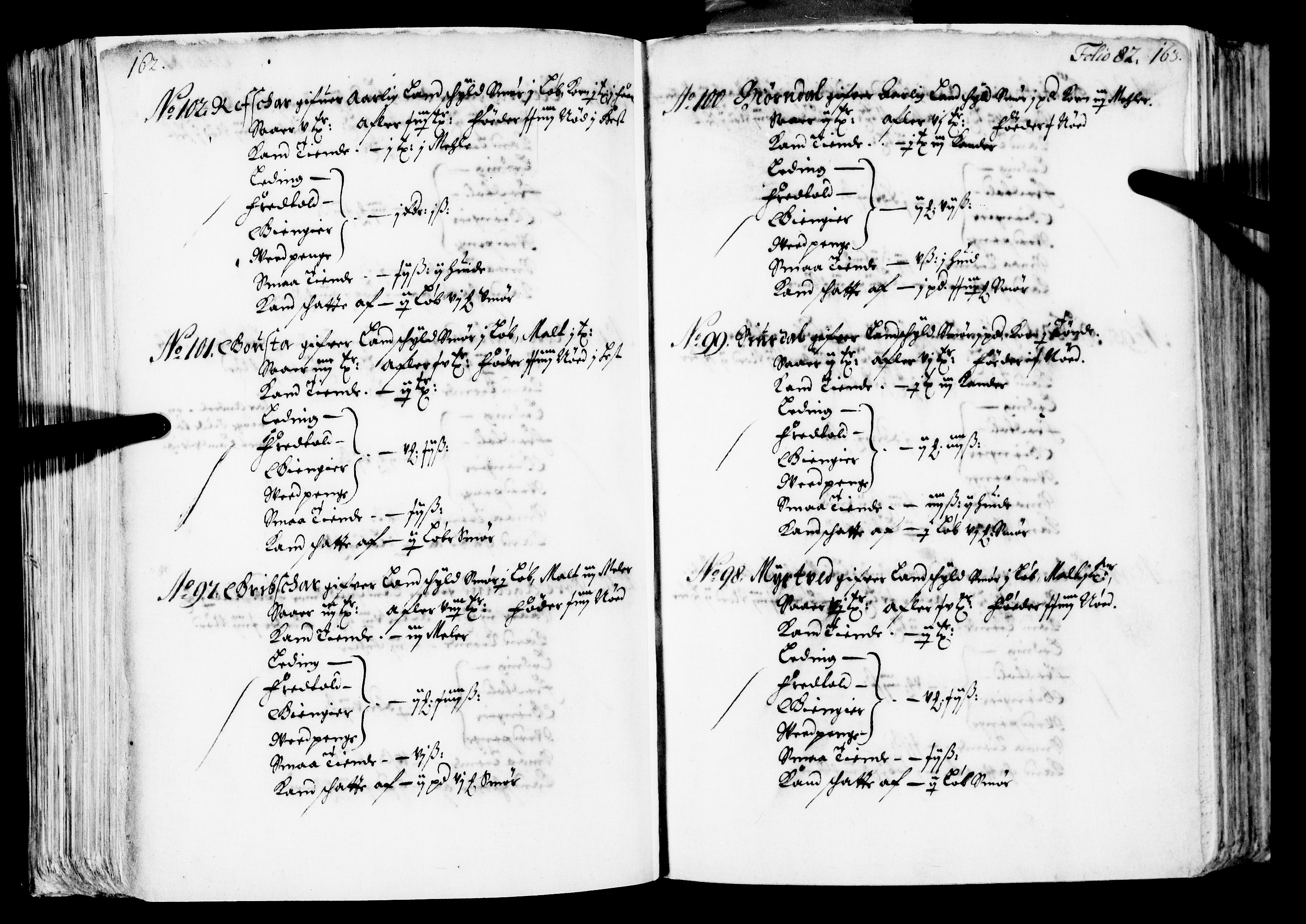 Rentekammeret inntil 1814, Realistisk ordnet avdeling, AV/RA-EA-4070/N/Nb/Nba/L0039: Nordhordland fogderi, 1667, p. 81b-82a