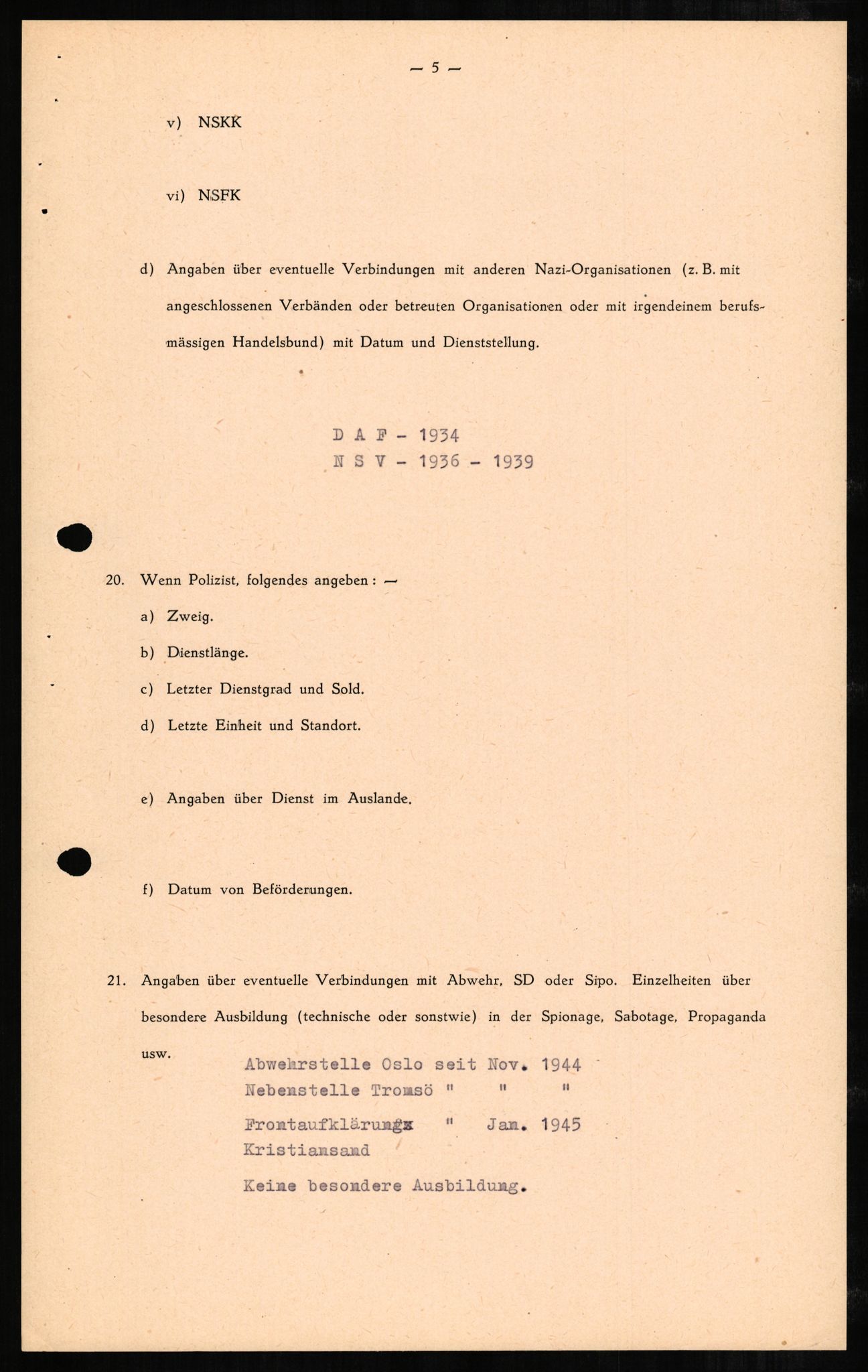 Forsvaret, Forsvarets overkommando II, AV/RA-RAFA-3915/D/Db/L0002: CI Questionaires. Tyske okkupasjonsstyrker i Norge. Tyskere., 1945-1946, p. 582