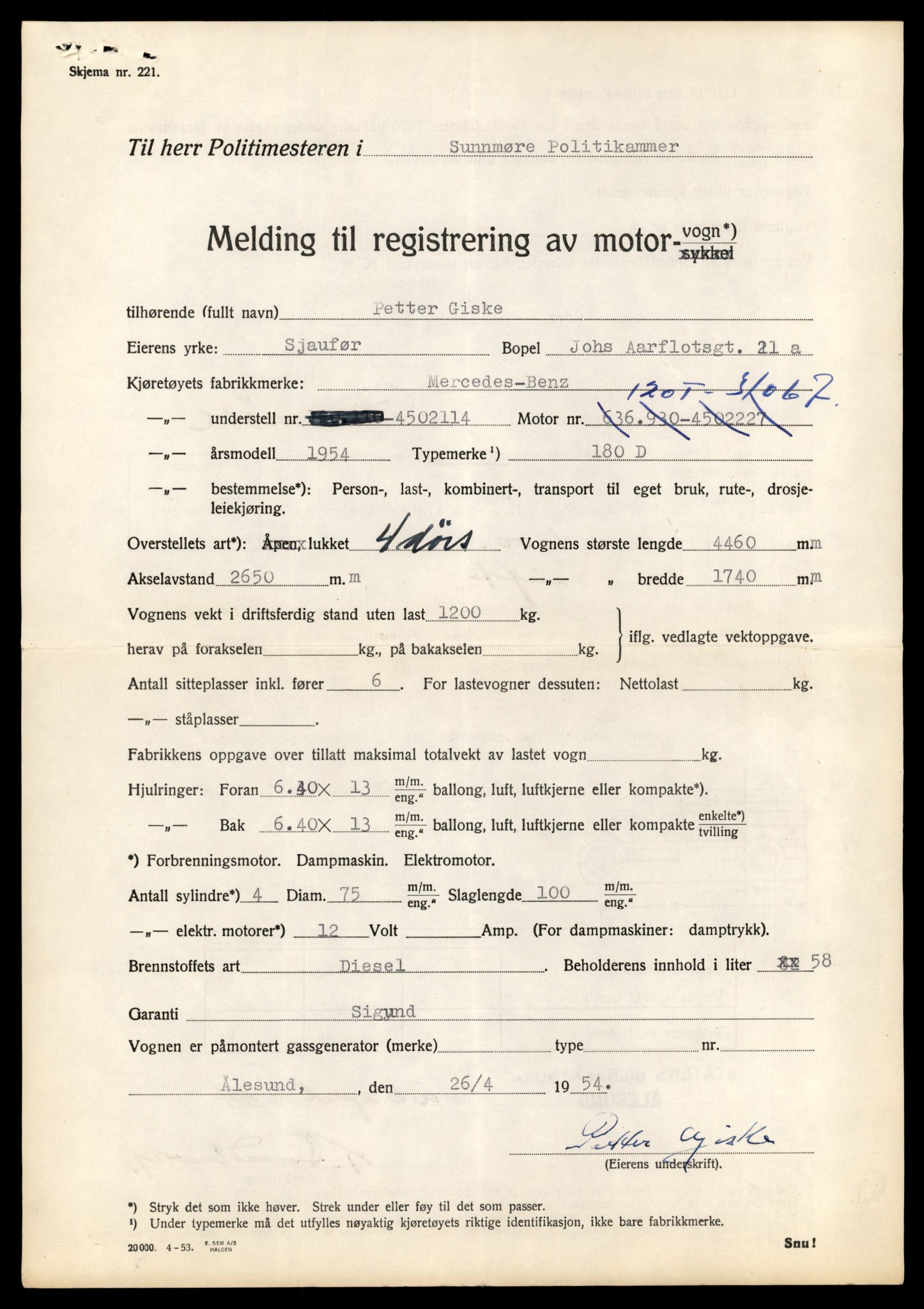 Møre og Romsdal vegkontor - Ålesund trafikkstasjon, AV/SAT-A-4099/F/Fe/L0042: Registreringskort for kjøretøy T 13906 - T 14079, 1927-1998, p. 1387
