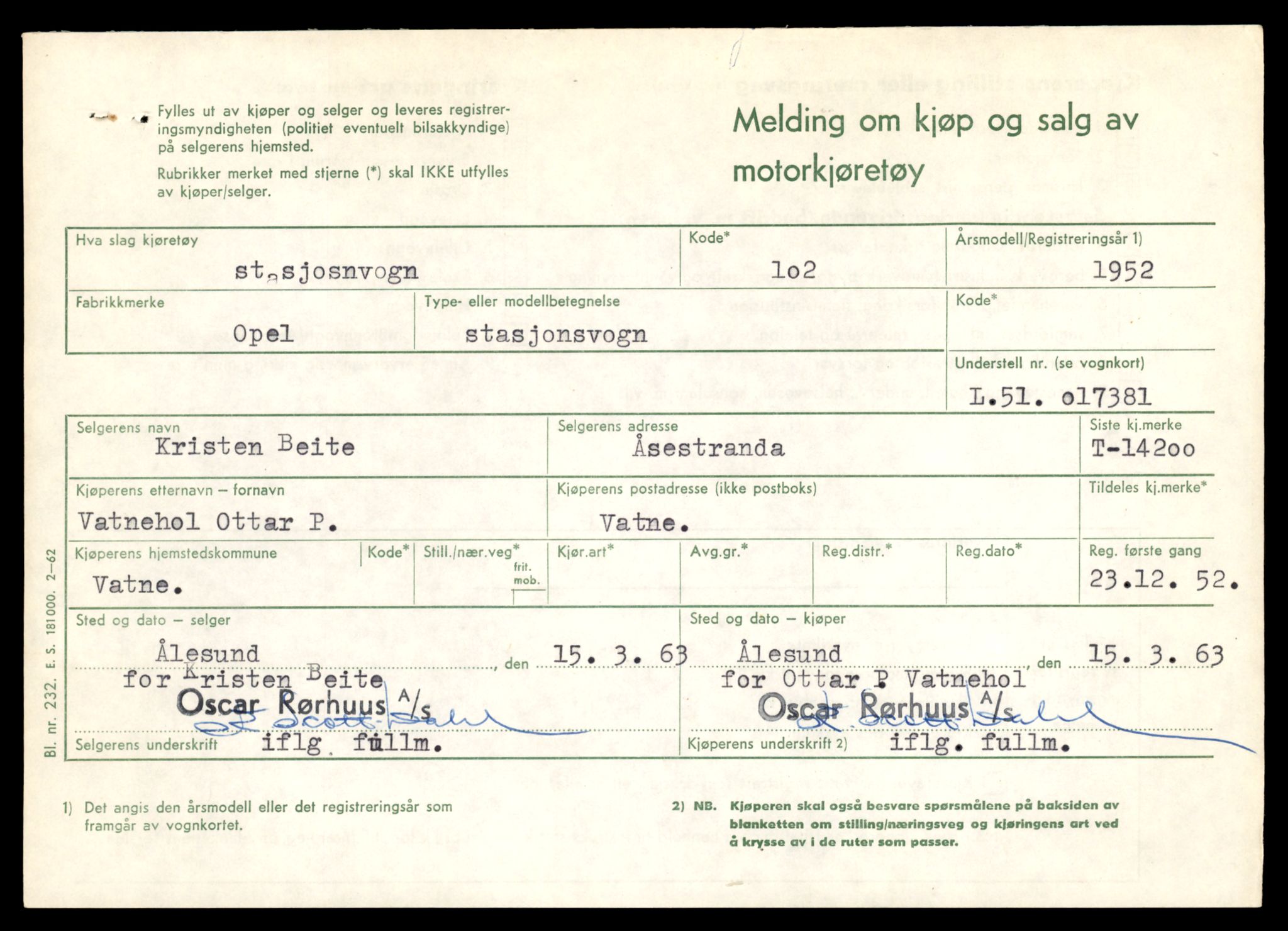Møre og Romsdal vegkontor - Ålesund trafikkstasjon, AV/SAT-A-4099/F/Fe/L0043: Registreringskort for kjøretøy T 14080 - T 14204, 1927-1998, p. 3225
