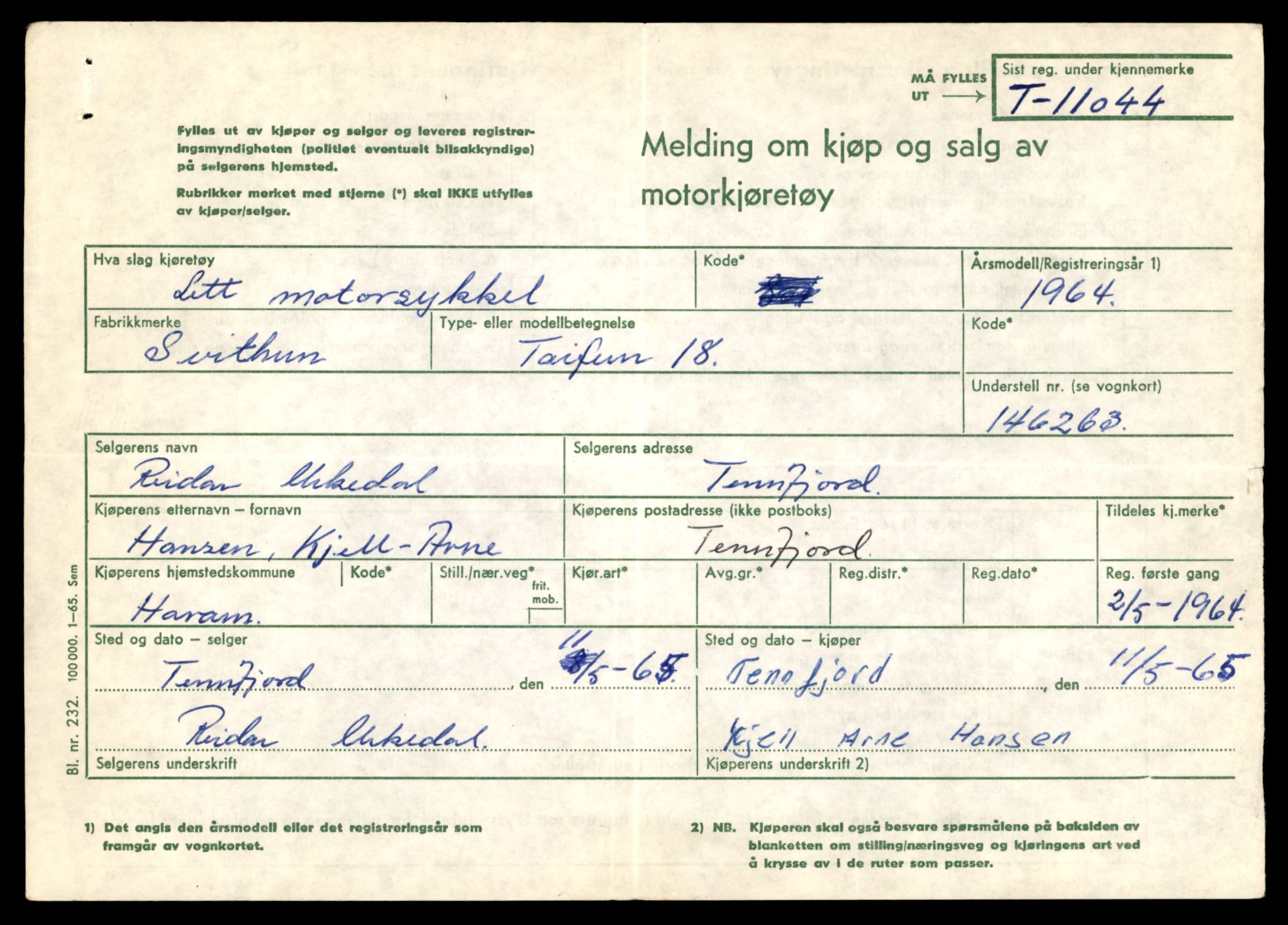 Møre og Romsdal vegkontor - Ålesund trafikkstasjon, AV/SAT-A-4099/F/Fe/L0025: Registreringskort for kjøretøy T 10931 - T 11045, 1927-1998, p. 3094