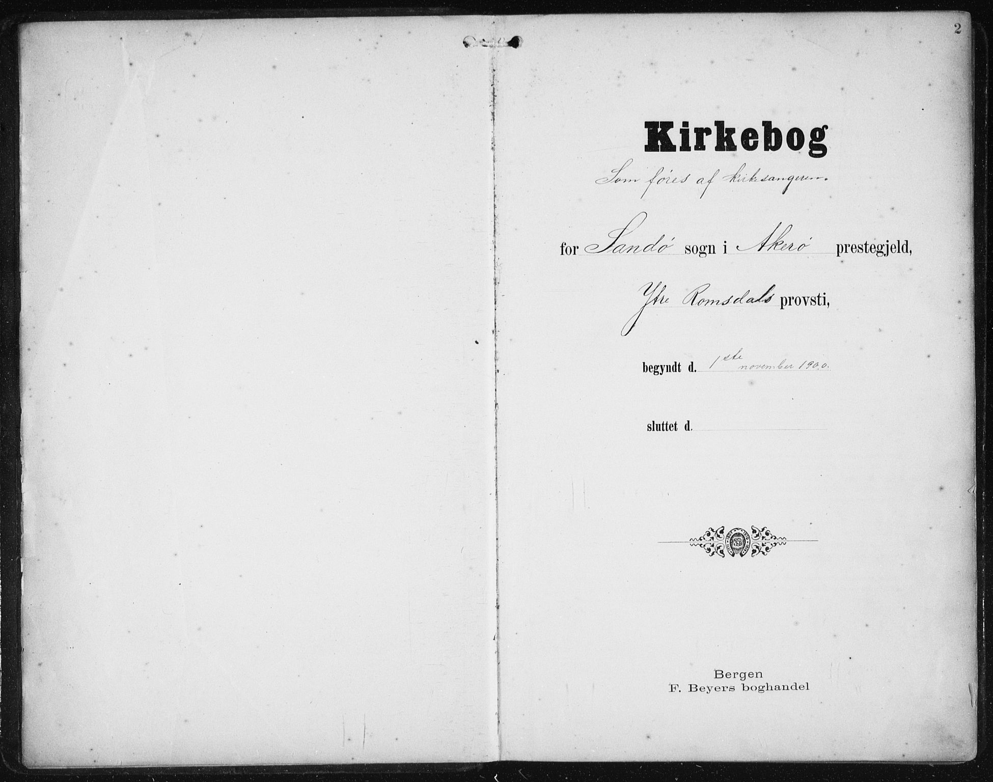 Ministerialprotokoller, klokkerbøker og fødselsregistre - Møre og Romsdal, SAT/A-1454/561/L0733: Parish register (copy) no. 561C03, 1900-1940, p. 2