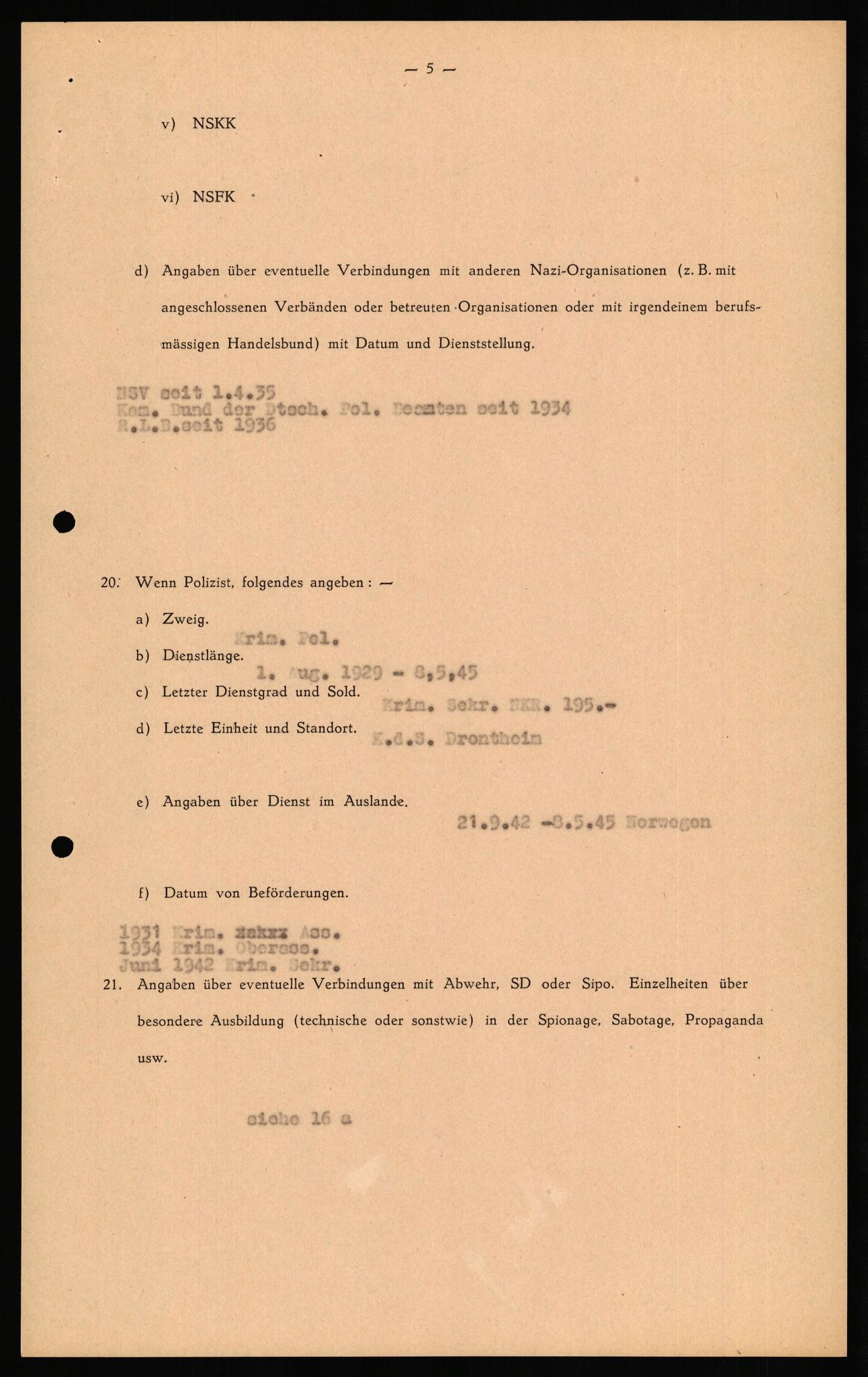 Forsvaret, Forsvarets overkommando II, AV/RA-RAFA-3915/D/Db/L0029: CI Questionaires. Tyske okkupasjonsstyrker i Norge. Tyskere., 1945-1946, p. 207