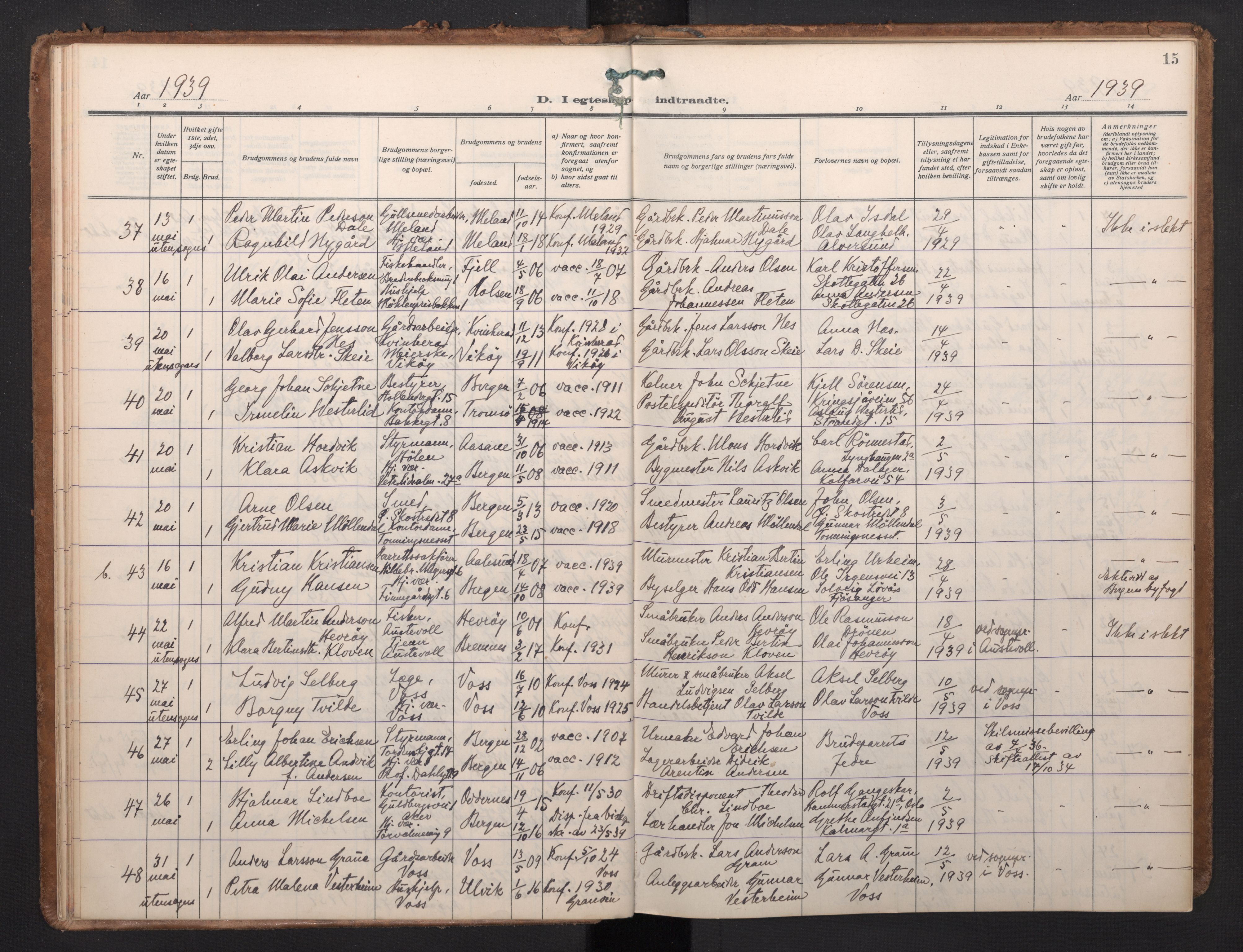 Korskirken sokneprestembete, AV/SAB-A-76101/H/Haa/L0040: Parish register (official) no. D 7, 1938-1952, p. 14b-15a