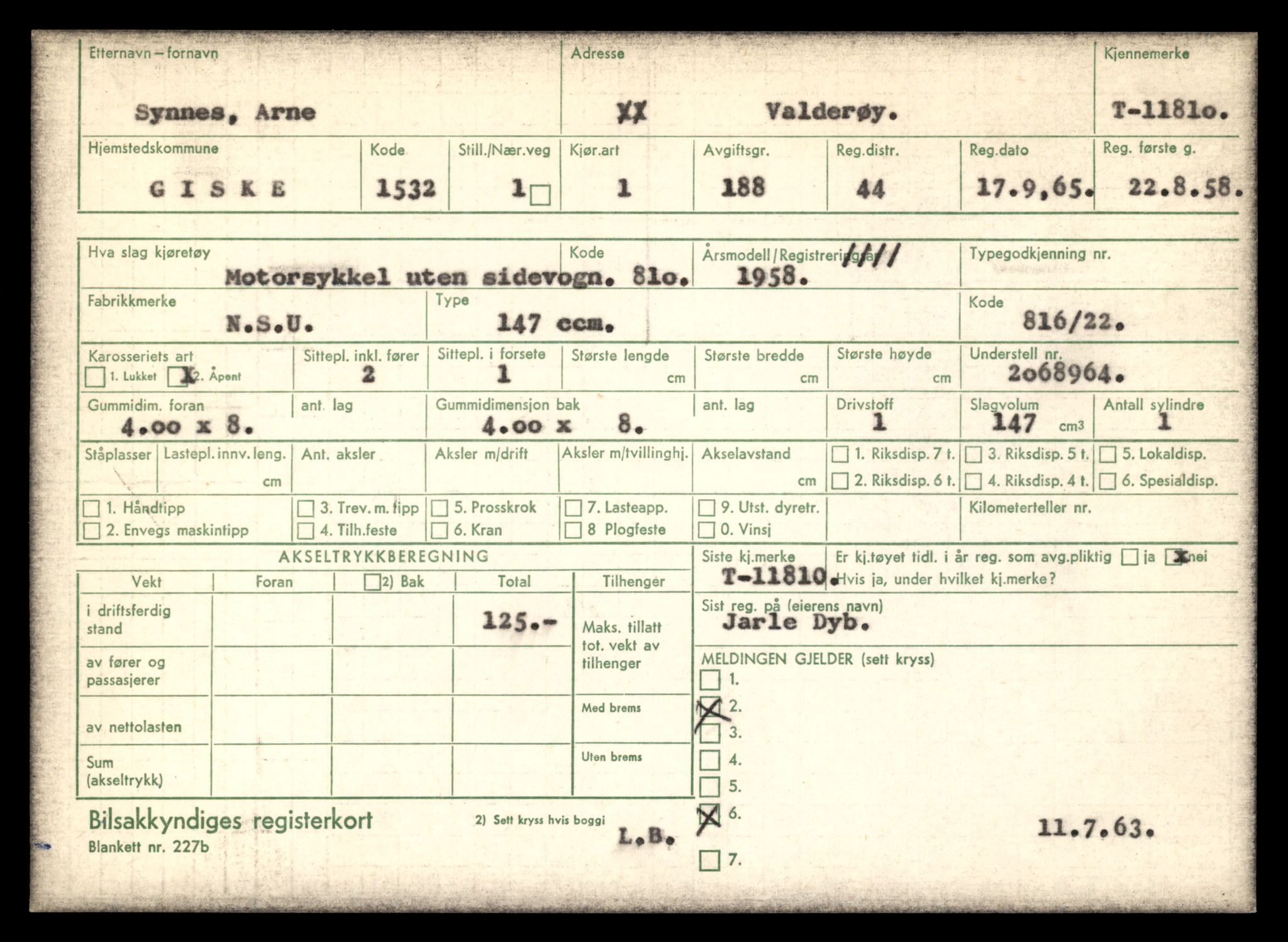 Møre og Romsdal vegkontor - Ålesund trafikkstasjon, AV/SAT-A-4099/F/Fe/L0031: Registreringskort for kjøretøy T 11800 - T 11996, 1927-1998, p. 251