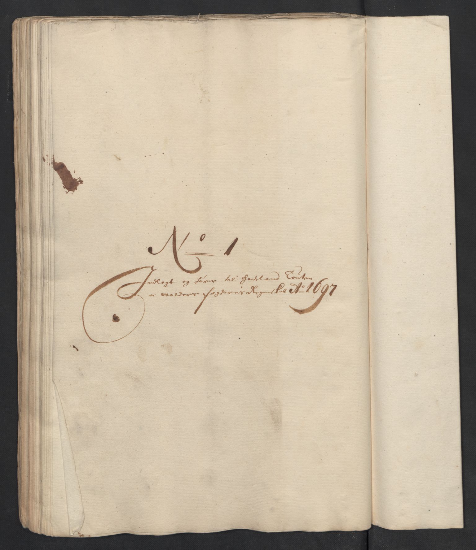 Rentekammeret inntil 1814, Reviderte regnskaper, Fogderegnskap, RA/EA-4092/R18/L1295: Fogderegnskap Hadeland, Toten og Valdres, 1697, p. 114