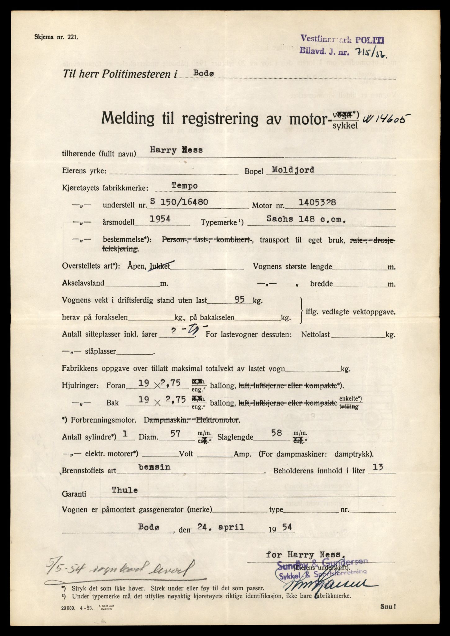 Møre og Romsdal vegkontor - Ålesund trafikkstasjon, AV/SAT-A-4099/F/Fe/L0037: Registreringskort for kjøretøy T 13031 - T 13179, 1927-1998, p. 1400